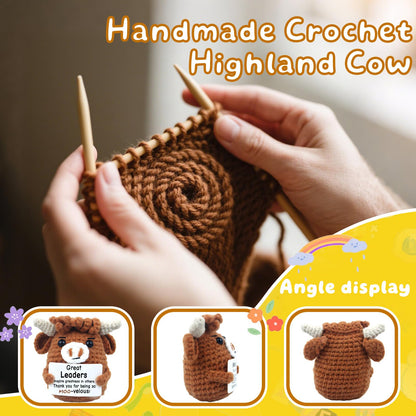 Roqei Handmade Crochet Highland Cow Boss Gift - Motivational Thank You Gift for Men & Women Managers Supervisors | Cute Office Desk Decor for Bosses Day, Birthday, Promotion, Christmas Appreciation