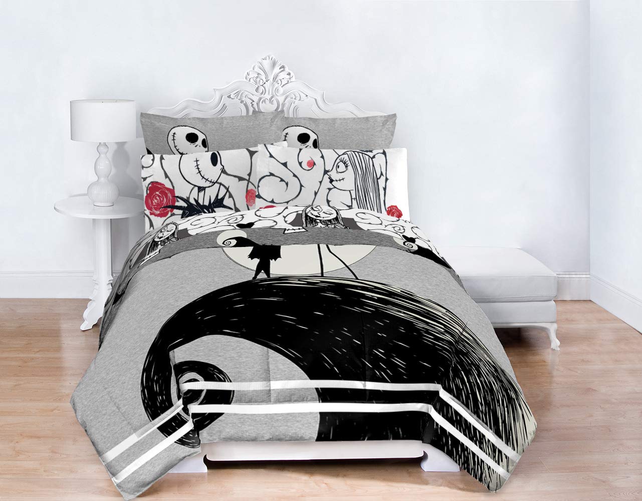Jay Franco Disney Nightmare Before Christmas Moonlight 7 Piece Full Bed Set - Includes Reversible Comforter & Sheet Set - Features Jack Skellington and Sally - Super Soft Microfiber
