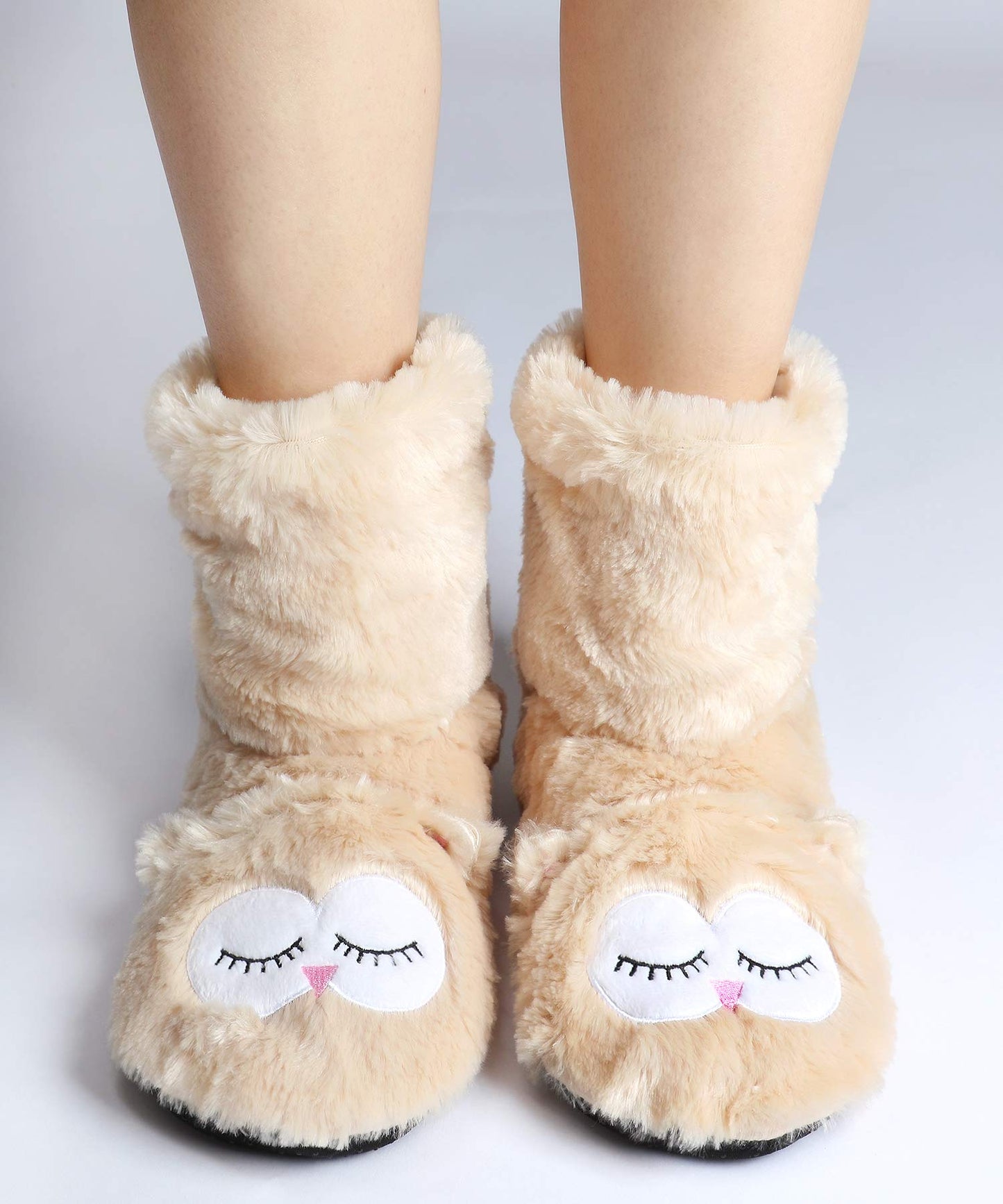 Panda Bros Slipper Socks for Women Cozy Warm Lined Fuzzy Sock Slippers Indoor Booties with Non Slip Grippers(Beige owl,5-7.5)