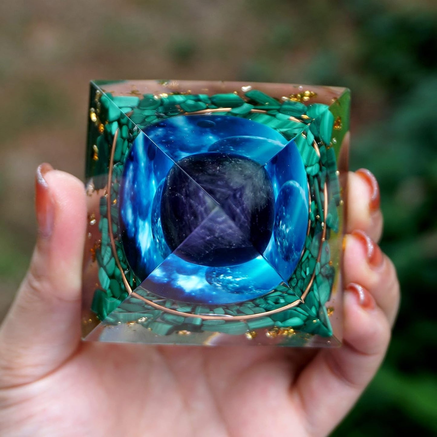 EternalOrgone Orgone Pyramid for Positive Energy, Orgonite Amethyst&Malachite Healing Crystal Pyramids for Reduce Stress Chakra Reiki Healing Meditation Attracts Lucky and Success