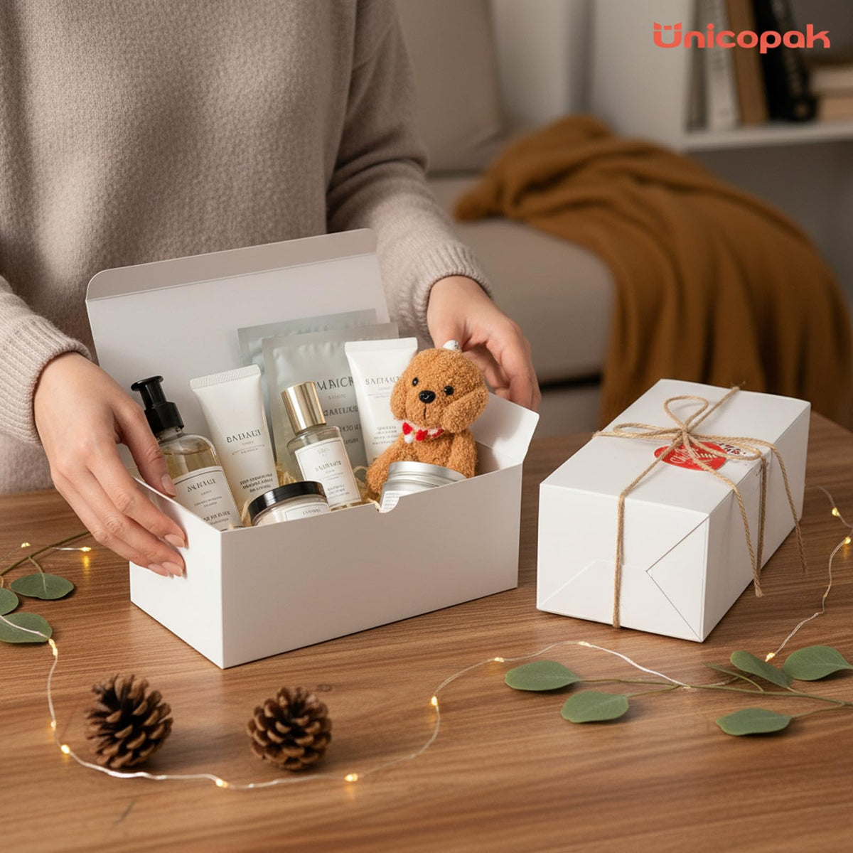 UnicoPak 10 Pack 10x5x4 Gift Boxes, White Gift Boxes for Presents Bridesmaid Proposal Box, Ideal for Birthday Gifts Christmas Gifts Party Favors Homemade and Business