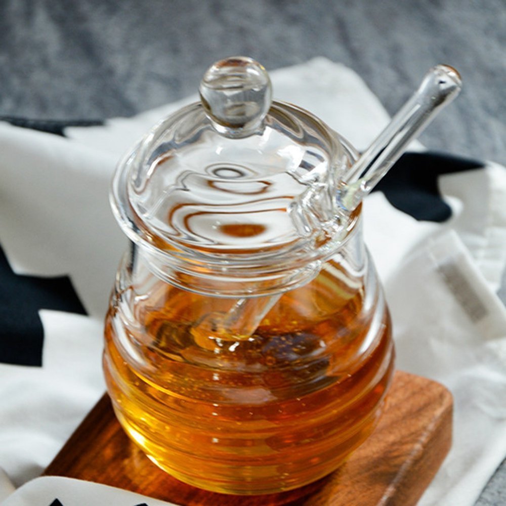 Mkouo Honey Jar with Honey Spoon for Serving Honey and Syrup, 9 Ounce/255 ml