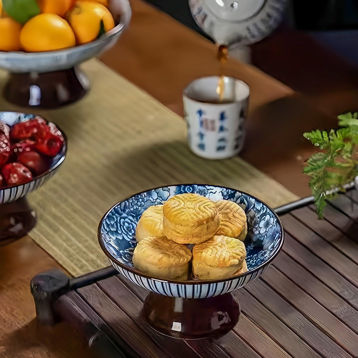 HannaFires Blue and White Porcelain Serving Tray - Vintage Ceramic Dessert & Fruit Platter for Tea Time, Asian Style Snack Plate & Gift