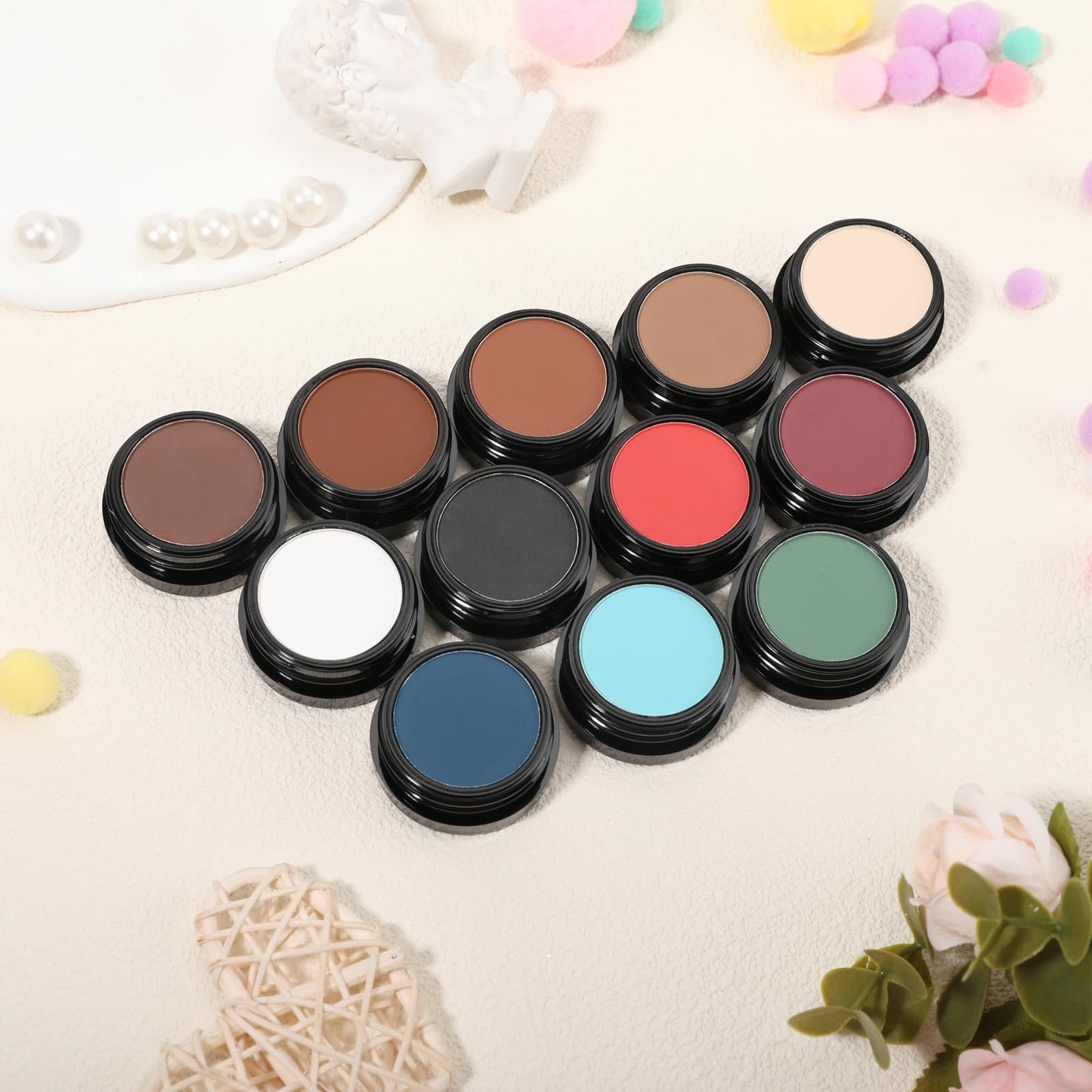 FIVEFULU Single Black Eyeshadow, Pressed Powder Matte Eye-Shadow Palette Make-up, Blendable Long Lasting High Pigment Black Eye Makeup Halloween Paint & Face Body Paint