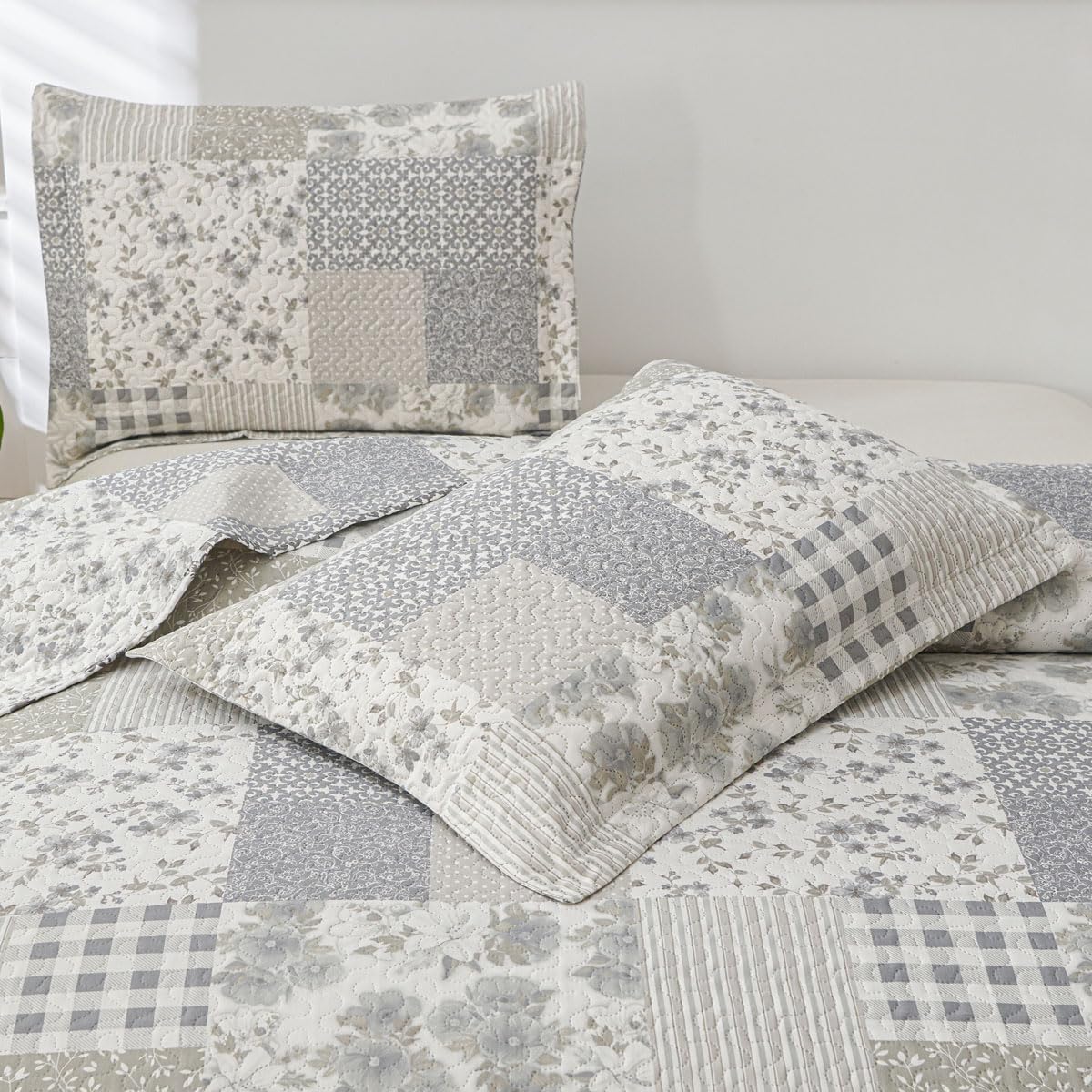 Green Essen Grey White Floral Plaid Quilt Twin Size Lightweight Patchwork Bedspread Soft Breathable Check Quilts Gingham Bedding Checker Pattern Coverlet Bed Cover Set Geometric Home Decor