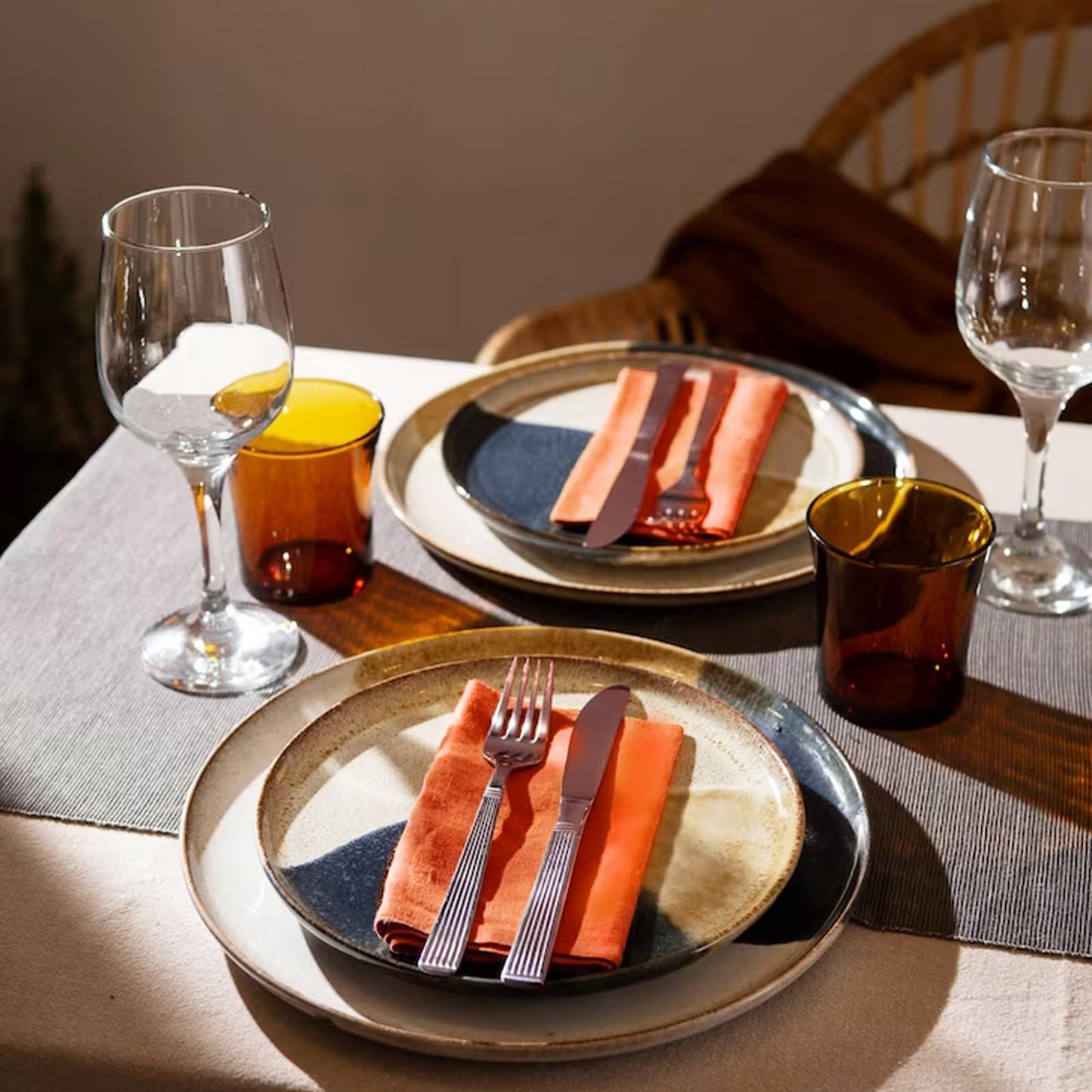 Thanksgiving Cloth Napkins Set of 4, Orange Fall 100% Cotton Dinner Napkins 18x18 Inches, Washable With Hemmed Edges, Reusable for Table Decor, Events, Weddings