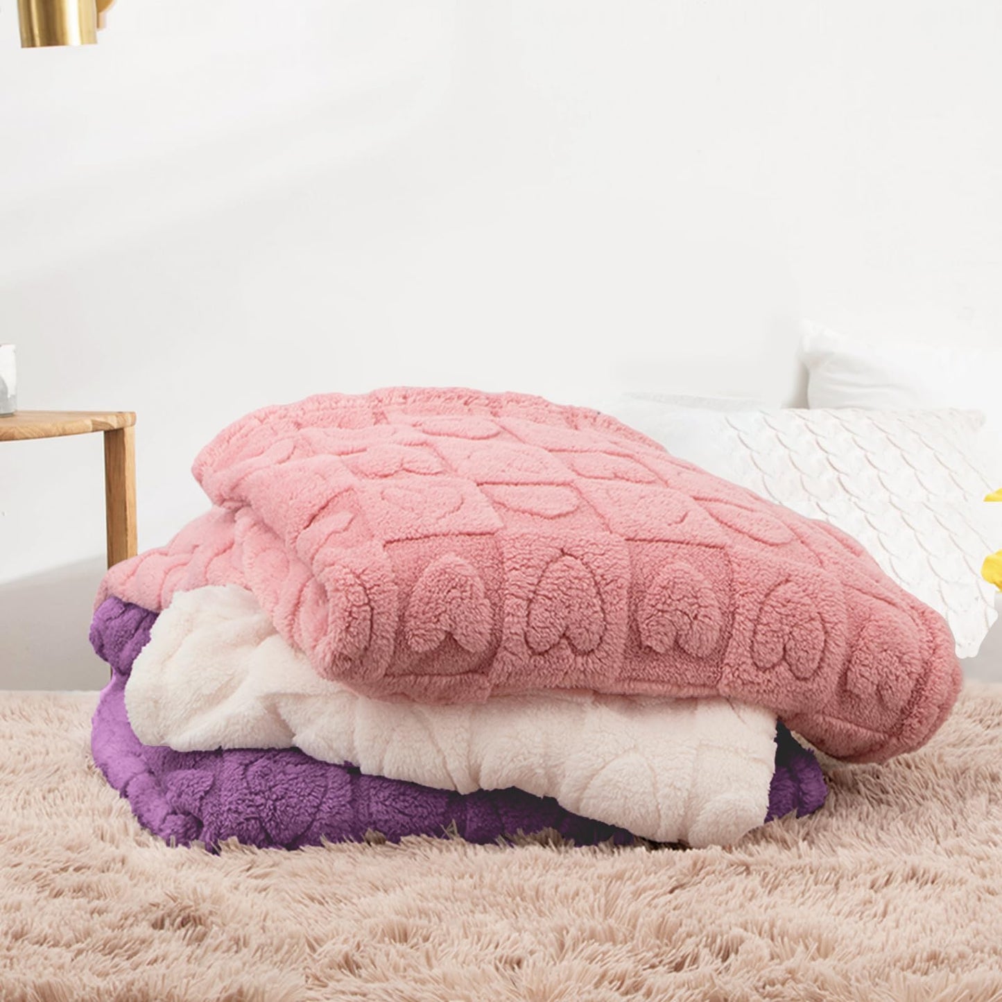MACEVIA Heart Blanket Throws for Women, Love Blanket Heart Blankets for Her Wife Girlfriend Mom Super Soft & Warm Fuzzy Fleece Blanket for Couch Sofa Bed 280gsm (Beige, 50"X60")