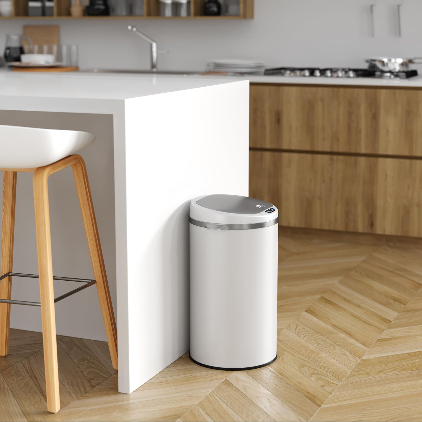 iTouchless Automatic Touchless Sensor Trash Can – 8 Gallon / 30.3 Liter – Pearl White – Round