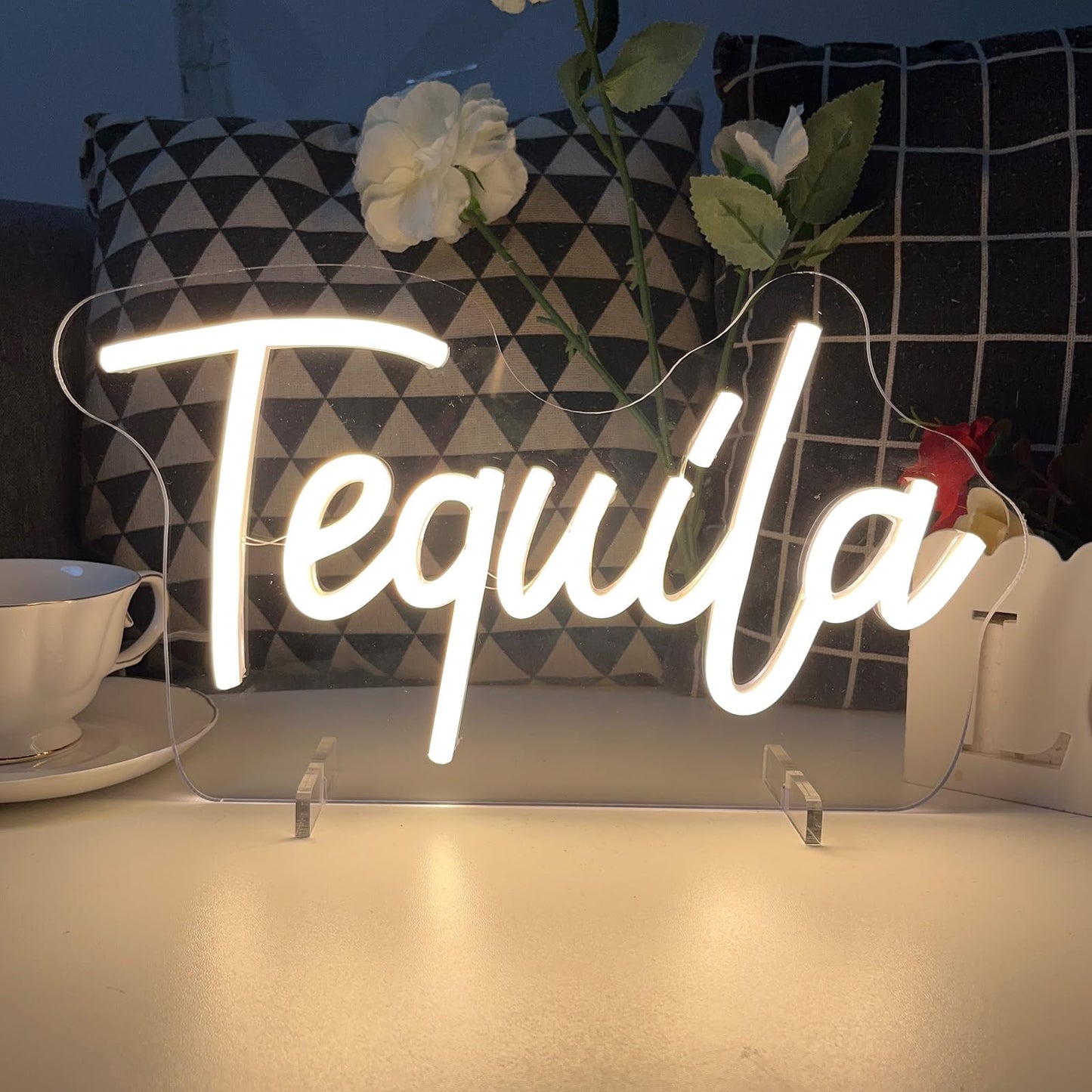 Tequila Table Number Neon Sign Desk Lamp Night Light Wedding Letter LED Neon Sign Wedding Table Decorations Neon Light Shop Bedroom Home Room Decor Christmas Party Warm White USB 30×16.8CM