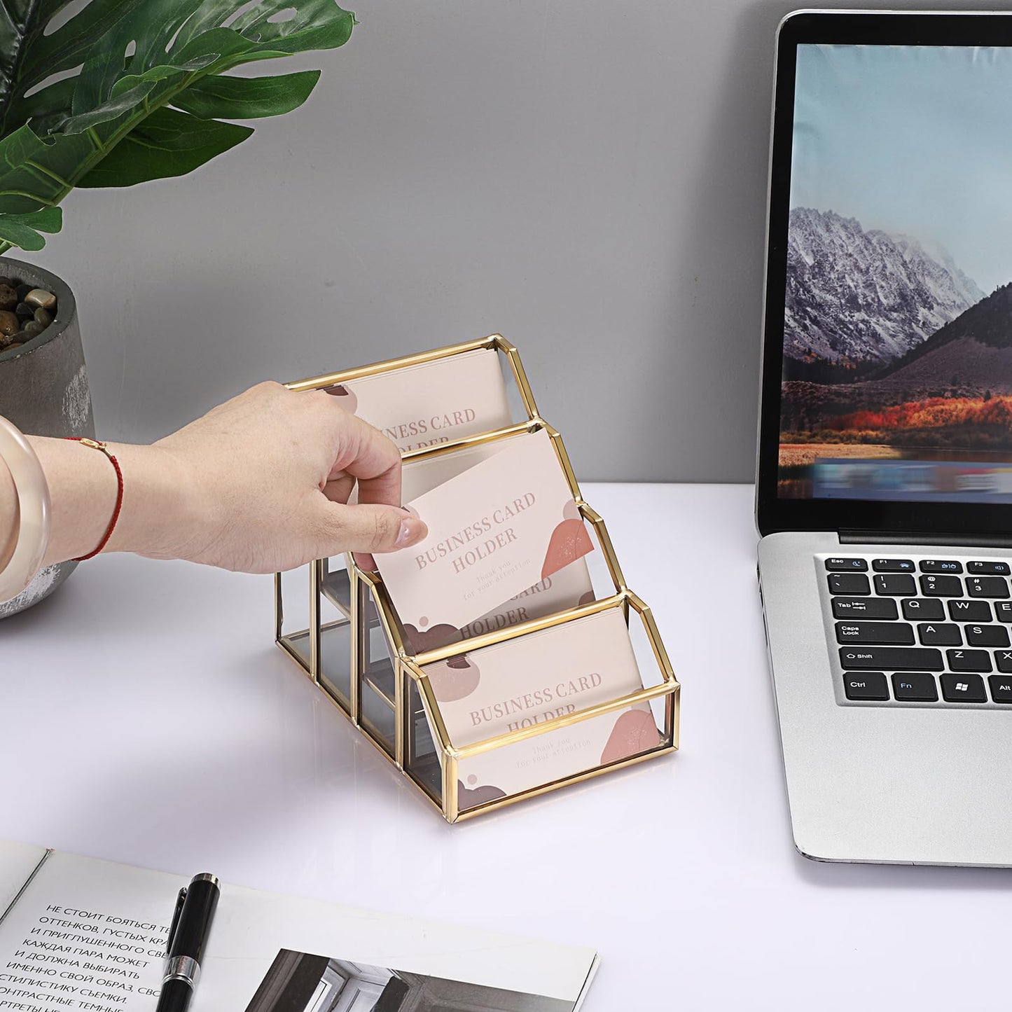 Hipiwe 4 Slots Glass Business Card Holder for Desktop, Gold Mirrored Business Card Display Stand, Multiple Clear Business Name Card Organizer Holder for Office Exhibition