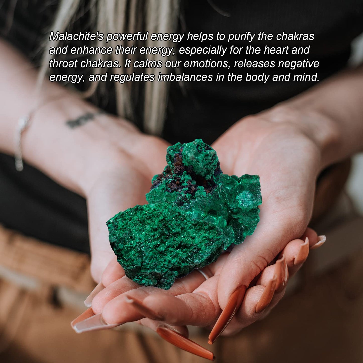 Apengshi Natural Malachite Crystal Stone 0.11-0.22lb Raw Malachite Stone Irregular Rough Malachite Mineral Specimen Original Shape Healing Crystal Gem Worry Relief Stress with Gift Box