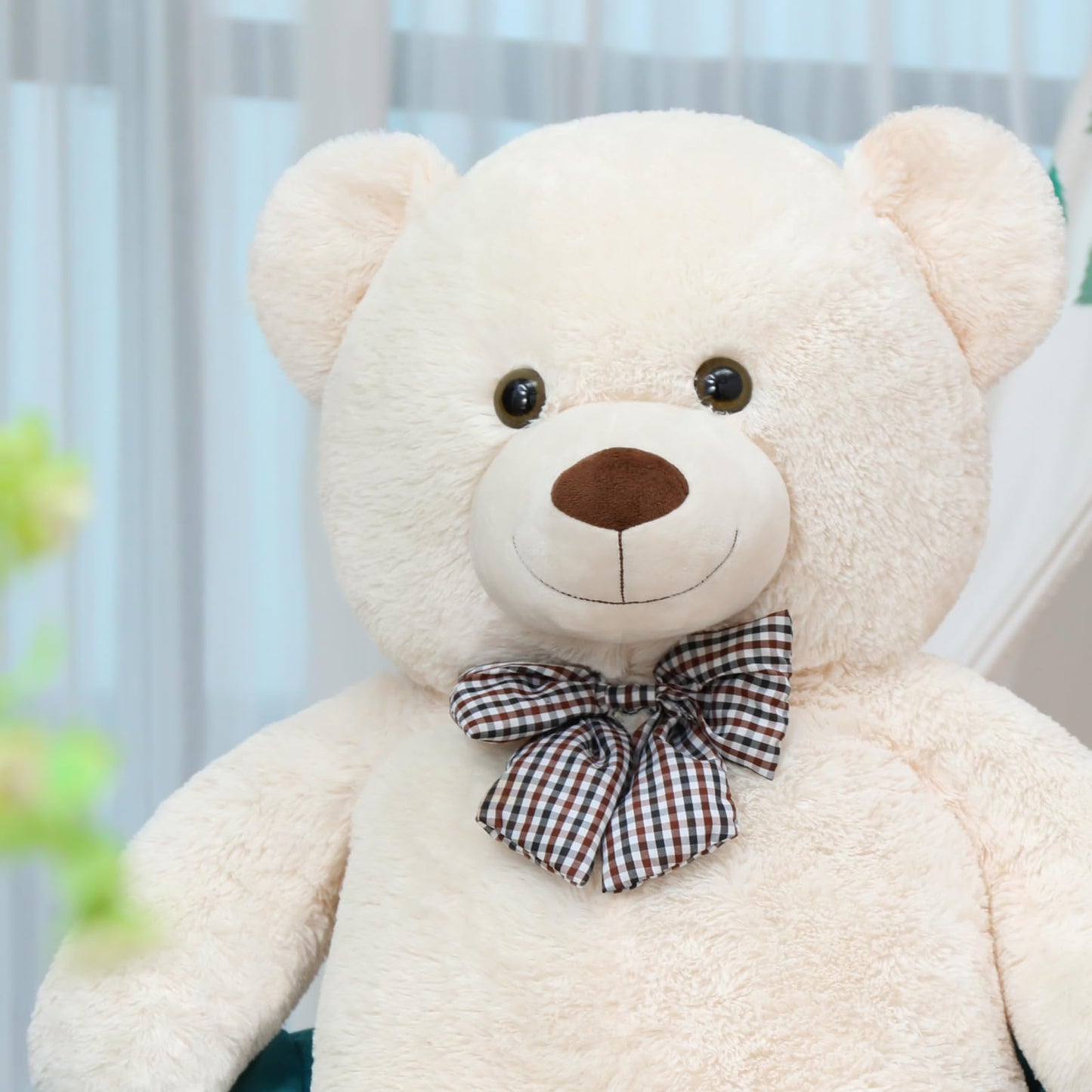 Misscindy Giant Teddy Bear Plush Stuffed Animals for Girlfriend or Kids 47 inch, (White)