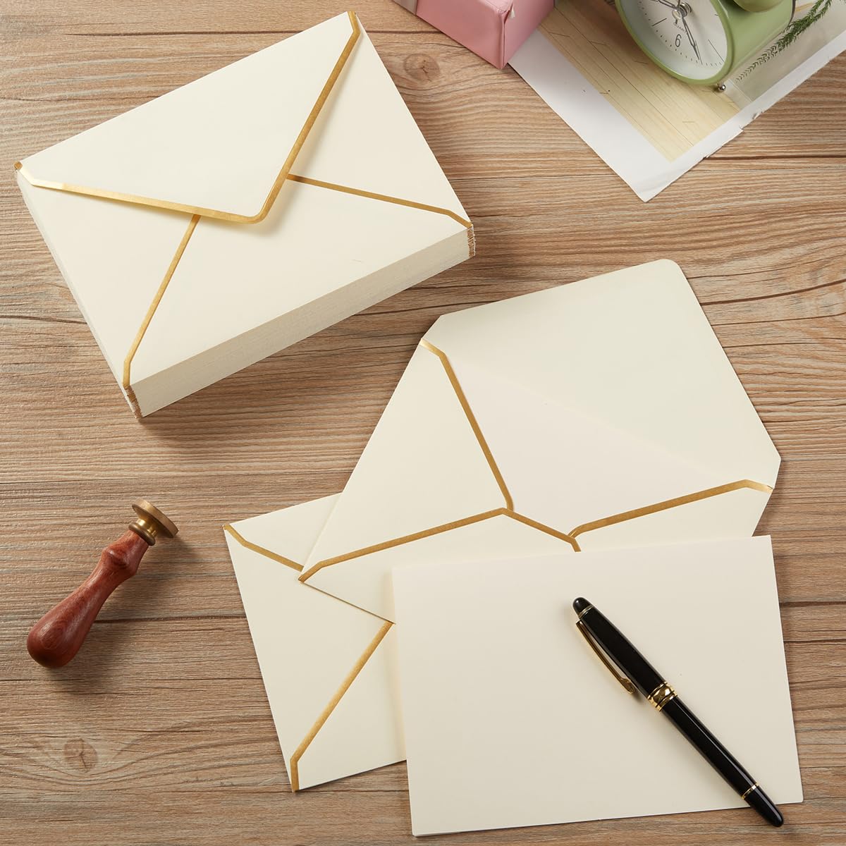 50 Pack A4 Envelopes with 4x6 Folded Cards and Gold Stickers, 4x6 Gold Envelopes for Office, Wedding, Invitations, Graduation, Baby Shower (Cream Color, 4x6)