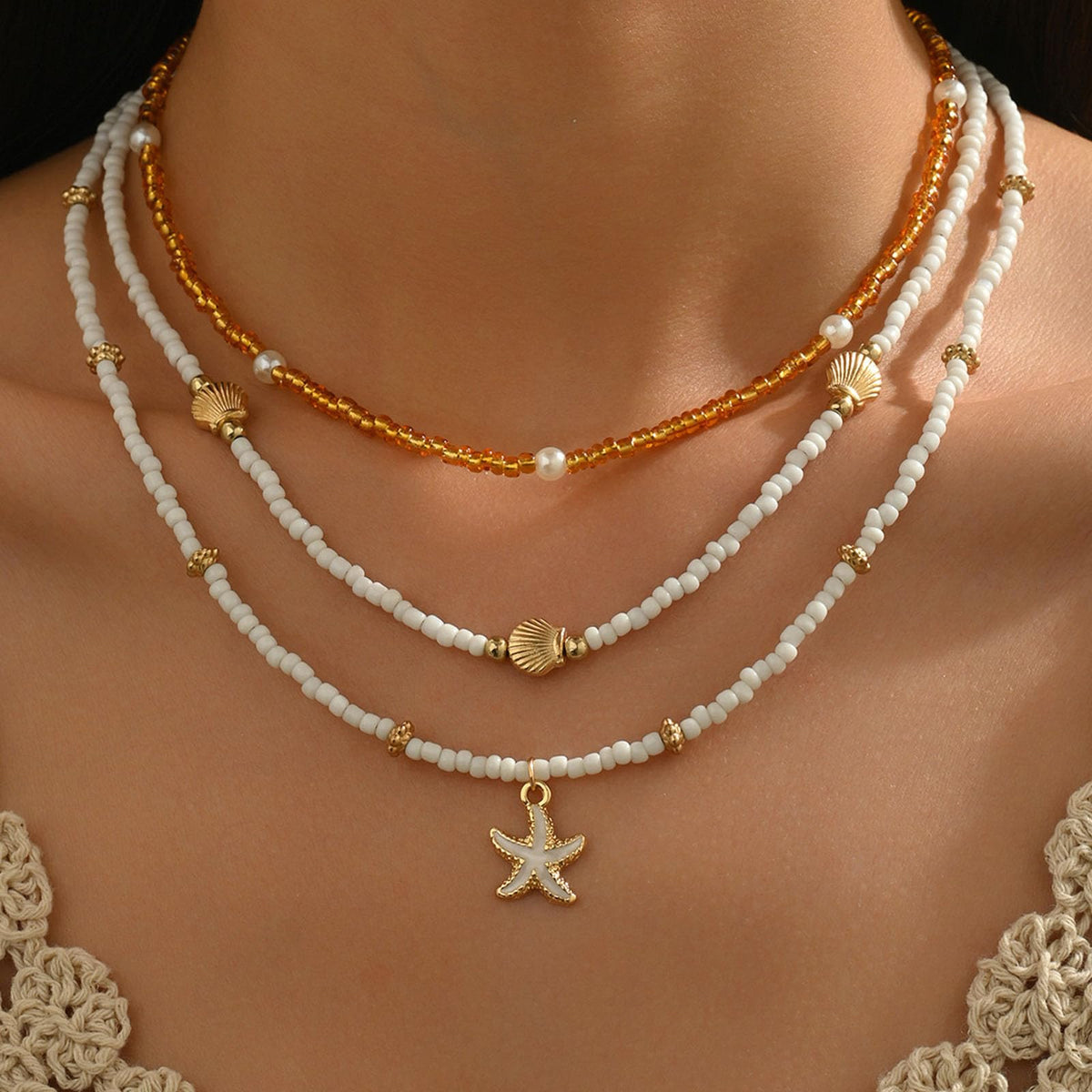 Gold Starfish Shell Necklace for Women Boho Layered Seashell Conch Shell Pearl Pendant Necklaces Set Bohemain Starfish Beach Necklaces Stack Beachy Summer Jewelry Outfits Accessories