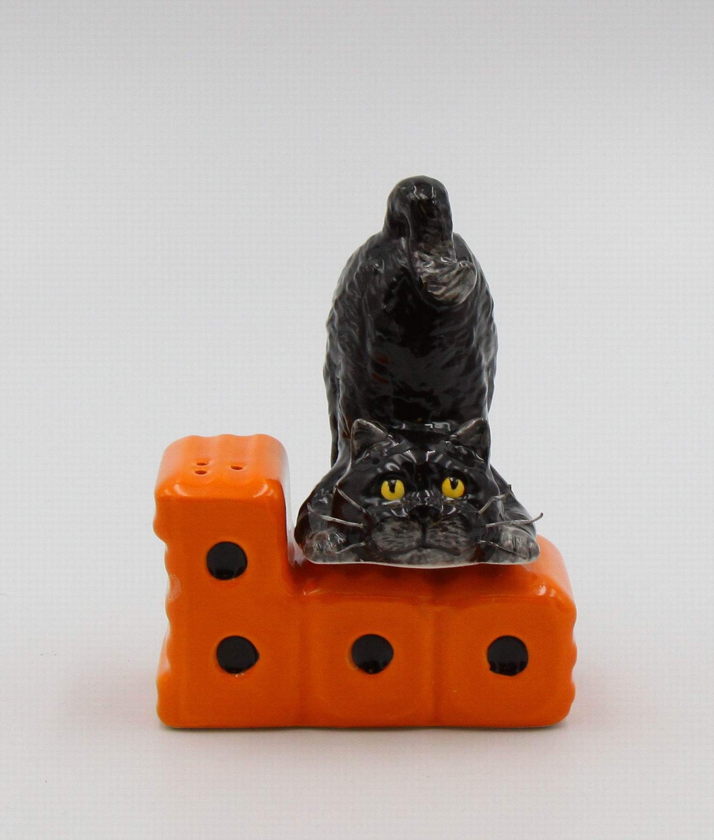 Fine Ceramic Black Cat on Boo Salt & Pepper Shakers Set, 4-1/2" H