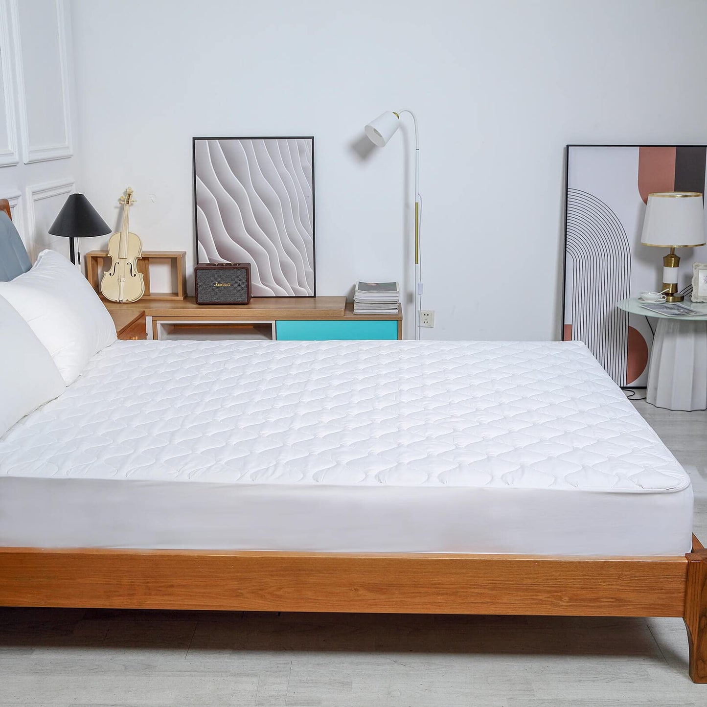Waterproof Quilted California King Mattress Protector Pad Brushed Soft Surface Noiseless Padded Fitted Cover with Deep Pocket