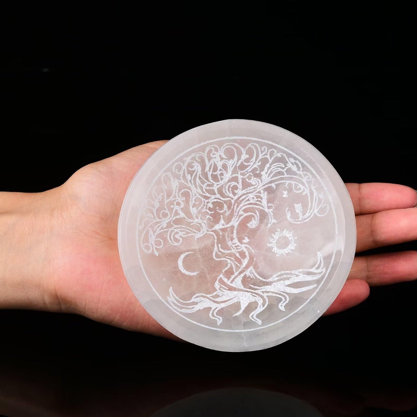 AMOYSTONE Natural Selenite Charging Bowl with Tree of Life Engraving 3.5-4'' Energy Cleansing Crystal Plate for Healing Meditation and Spiritual Home Decor