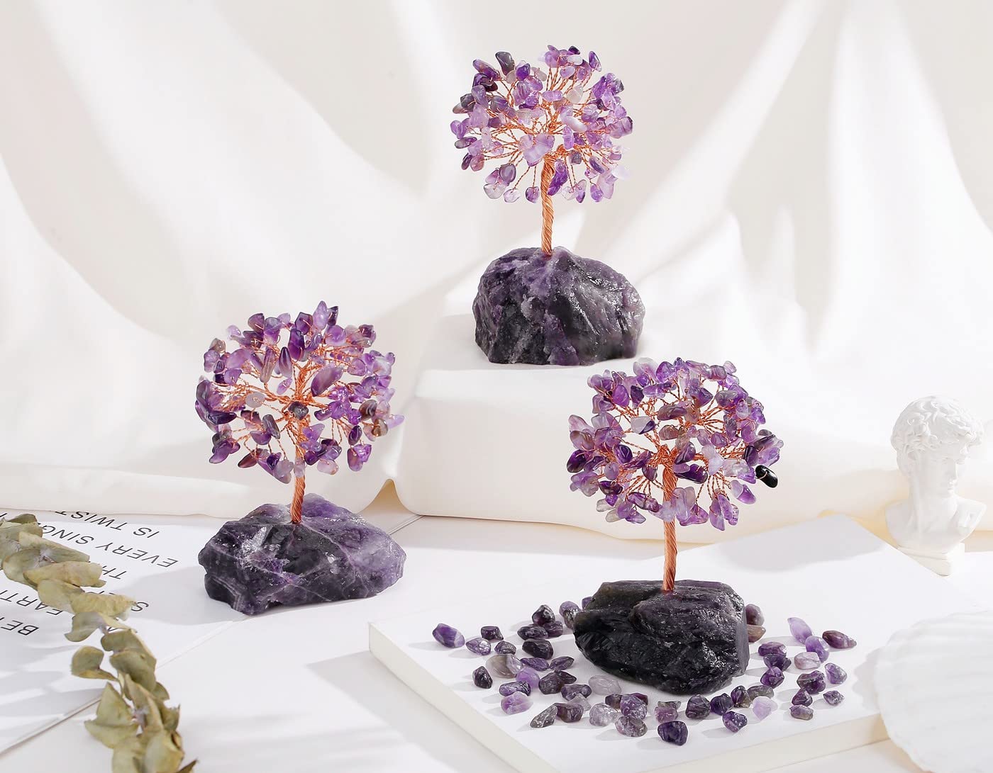 QINJIEJIE Bundle of Amethyst Crystal Tree and Obsidian Cat Statue Natural Reiki Gemstone Tree Life Carved Stone Decors Gift Polished Gemstones Figurine Meditation Gift for Women Men