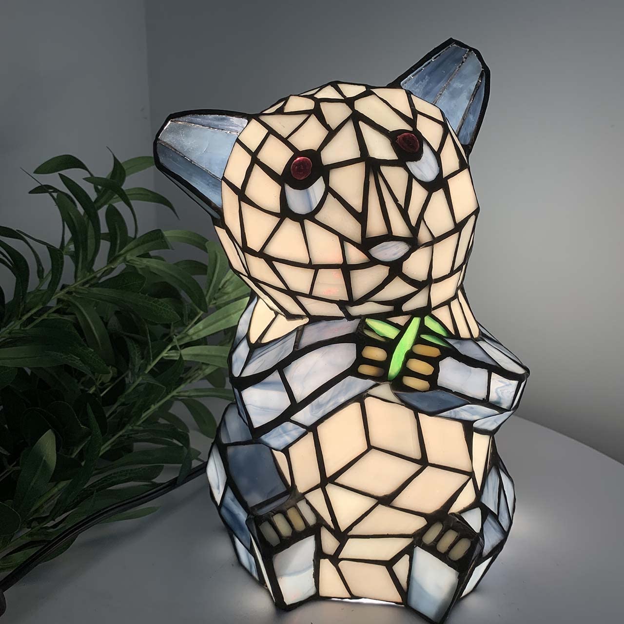 Bieye L10831 Sitting Panda Bear Eating Bamboo Shoots Tiffany Style Stained Glass Accent Table Lamp Night Light for Bedside Living Room Decoration