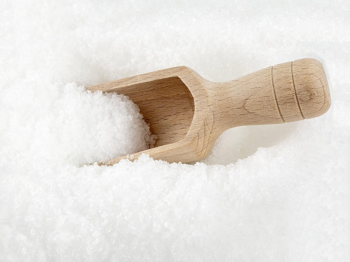 BICB Set of 2 Natural European Beechwood Scoops, 5.5 Inch - Multipurpose Small Wooden Spoon for Flour, Sugar, Coffee & Bath Salts - Durable Kitchen & Laundry Canister Scoop