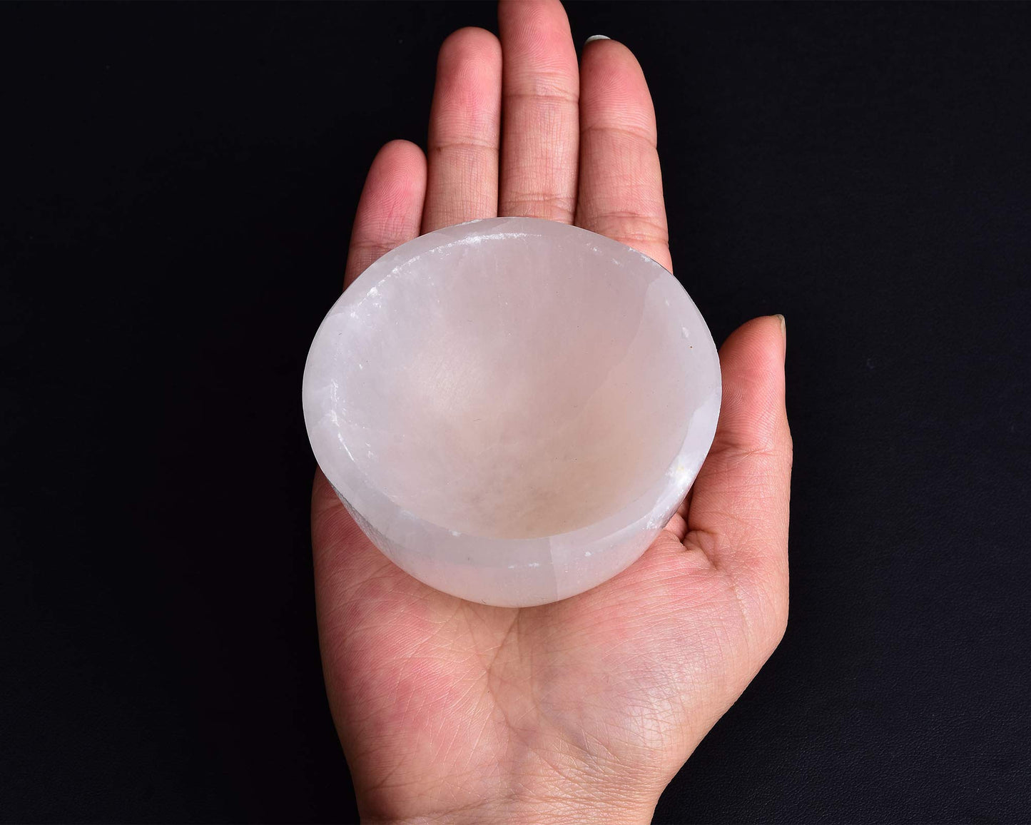 AMOYSTONE 3.3" Small Selenite Bowl Hand Carved,Moroccan Selenite Decorative Bowl Charge Crystal Dish for Healing,Storage,Housewarming Gift