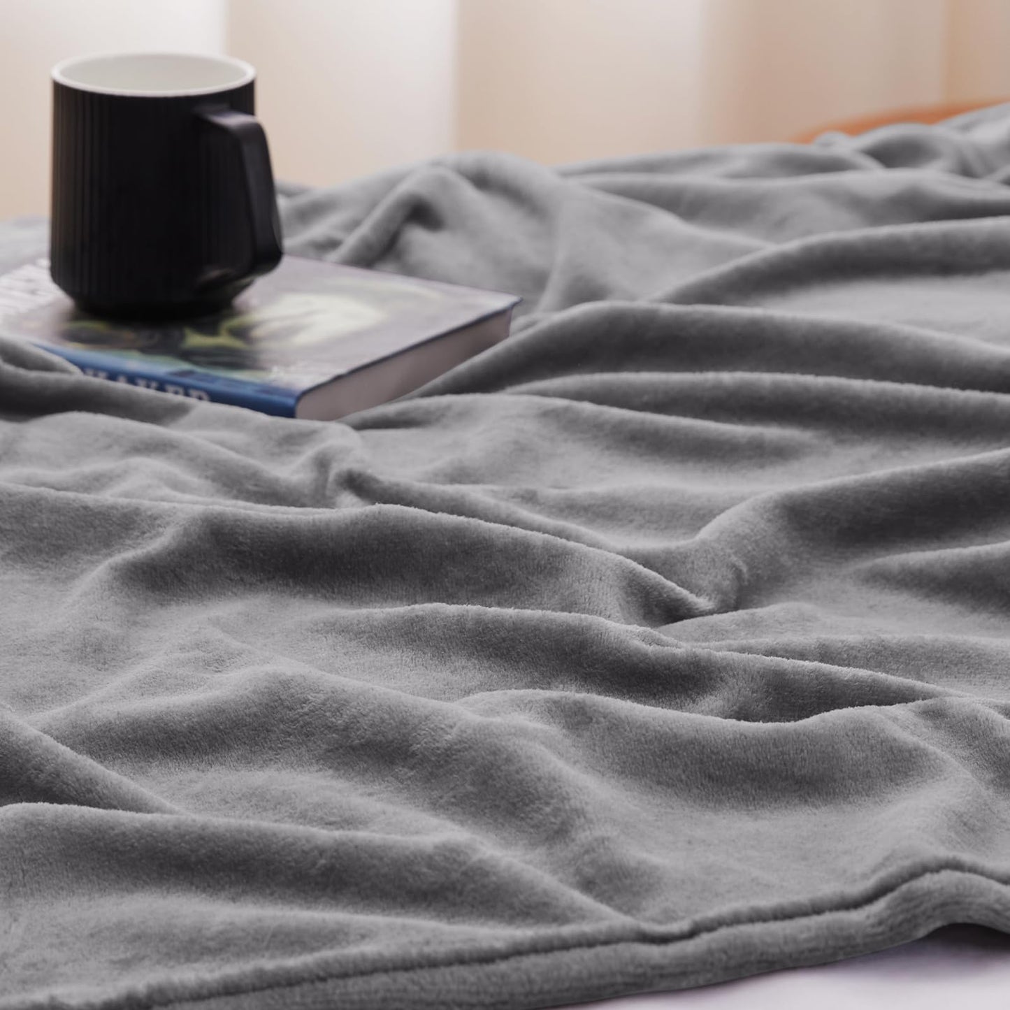 WAVVE Fleece Blanket Sofa Throw Grey 4ft x 5ft - Fluffy Soft Warm Versatile Blanket for Sofa/Couch/Bed Throw/Single Size Gray,130x150 cm