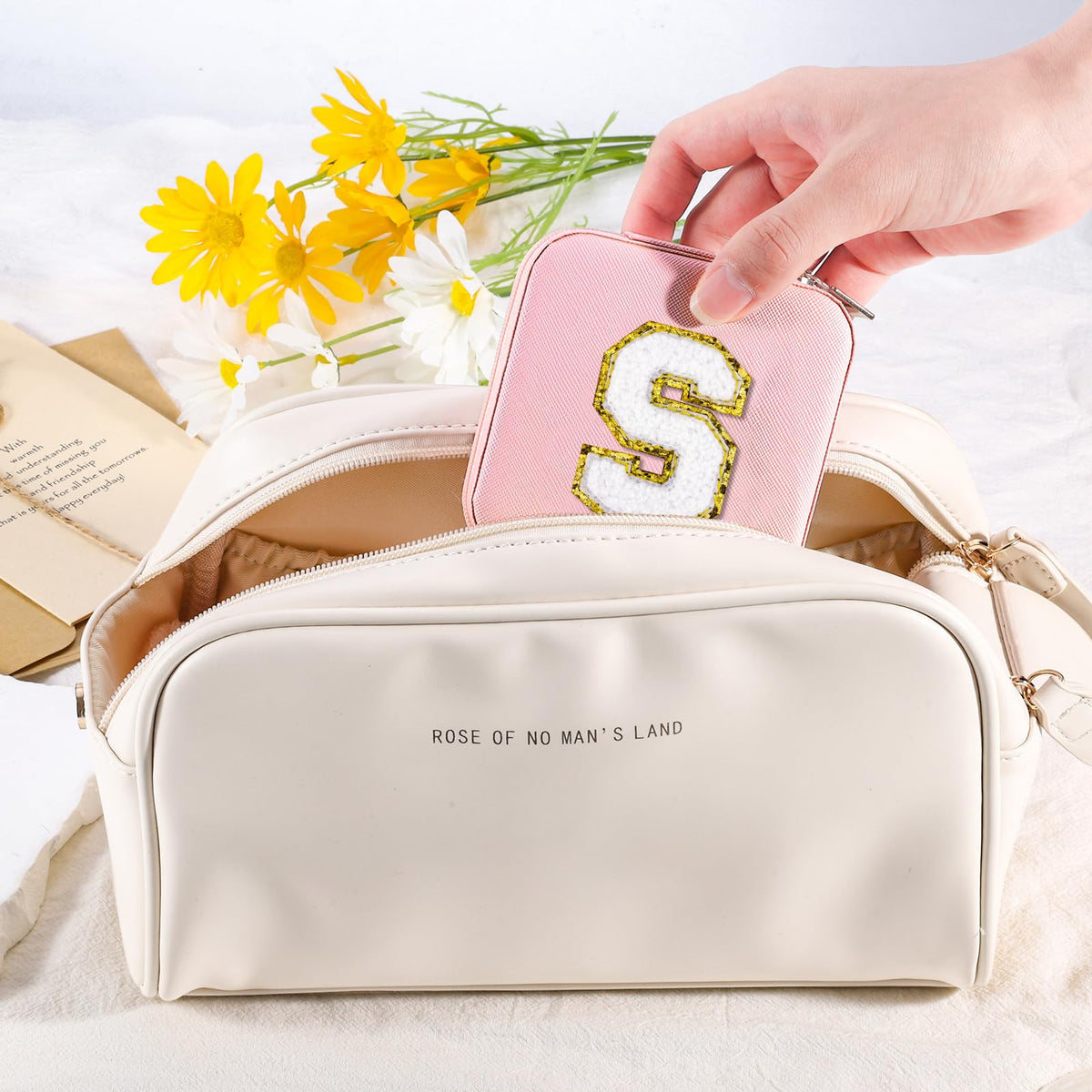 URSKYTOUS Travel Jewelry Case For Women Girls Personalized Small Jewelry Box Cute Mini Jewelry Organizer Holder for Women Birthday Gift for Girlfriend Wife Couple Gift Anniversary Christmas Gifts(S)