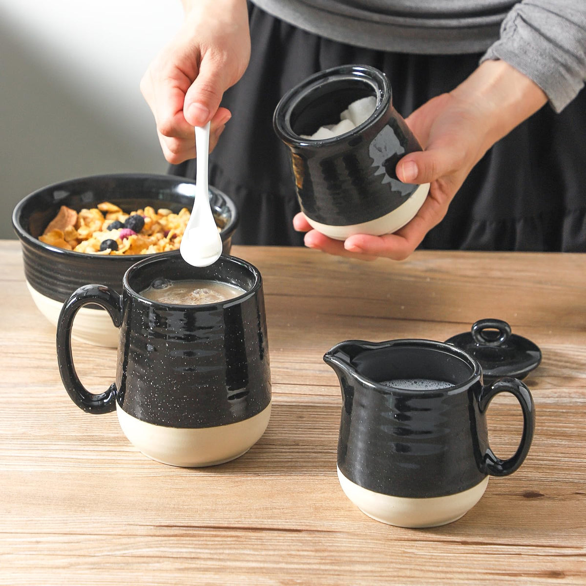 Hasense Porcelain Sugar and Creamer Set, 3 Piece Coffee Serving Set with Cream Pitcher, Sugar Bowl, Lid & Spoon, 10 Oz Farmhouse Decor for Coffee Bar, Black
