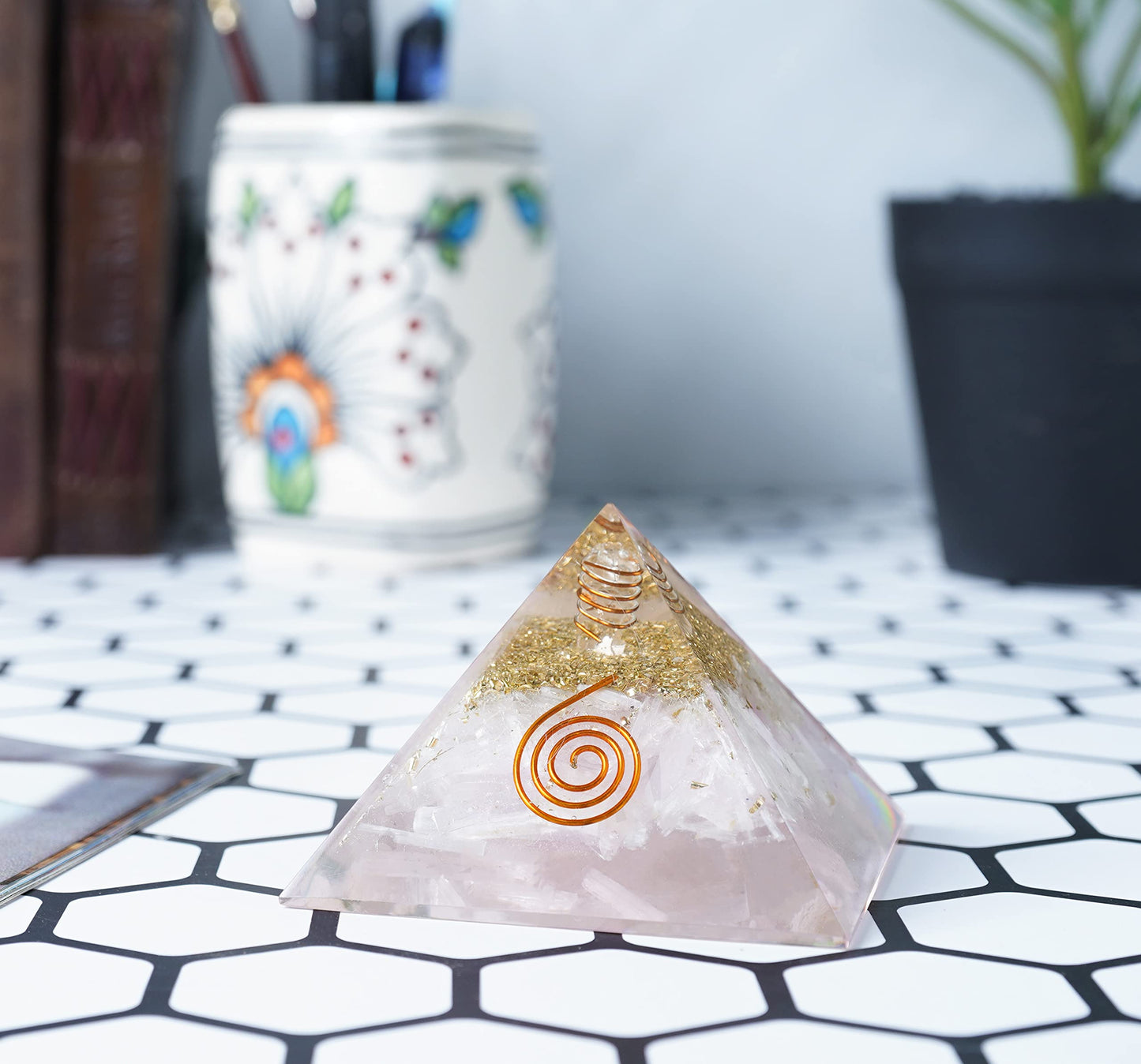 Crocon Selenite Orgone Pyramid Healing Crystals Stone Orgonite Gemstone Pyramid Stones Reiki Crystal Good Luck Charms Meditation Chakra Organite Home Decor Spiritual Gifts Size 2.5 Inch App.