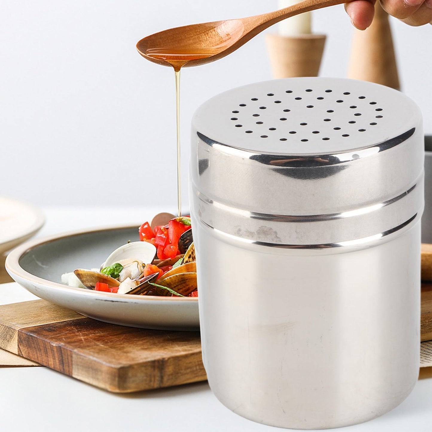 Kukyller 2PCS Stainless Steel Salt and Pepper Shakers Set, Salt Pepper Cooking Dredge Shakers, Seasoning Spicessss Condiment Bottle for Powder Sugar Cooking Kitchen Baking (M)