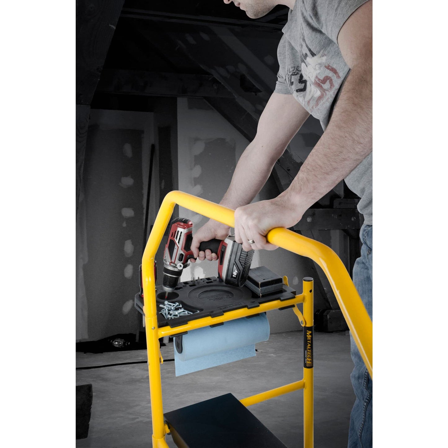 Metaltech I-IMIS Job Site Series 6-3/8'. x 4'. x 2-1/2'. Scaffold 900 Lb. Load Capacity
