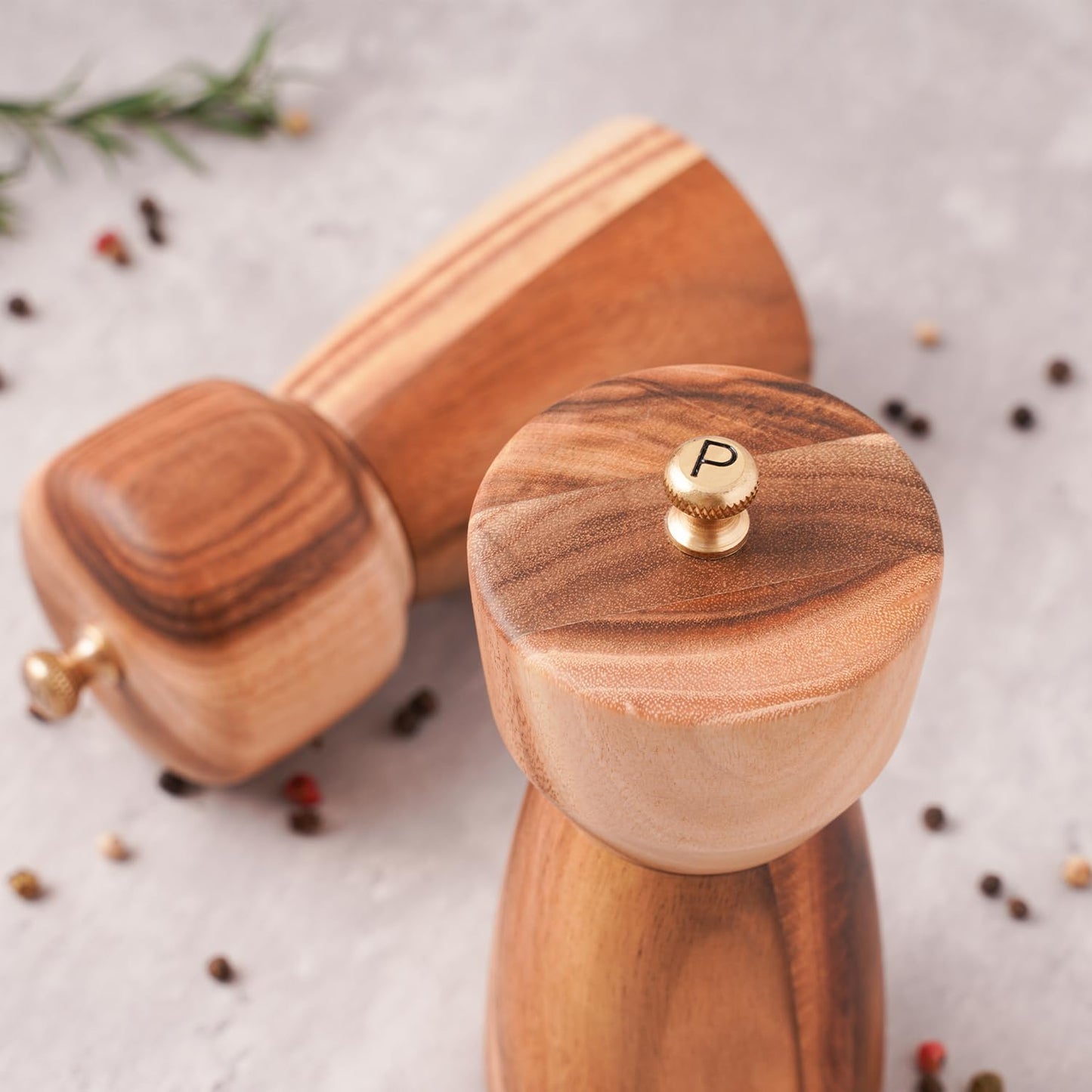 DeroTeno Salt and Pepper Grinder Set with Tray, Adjustable Ceramic Grinder Salt Mill, Stainless Steel Grinder Pepper Mill, Acacia Wood, 5 inch /14cm Height, Bottom Dia 2.36inch/6cm (Tray is Included)