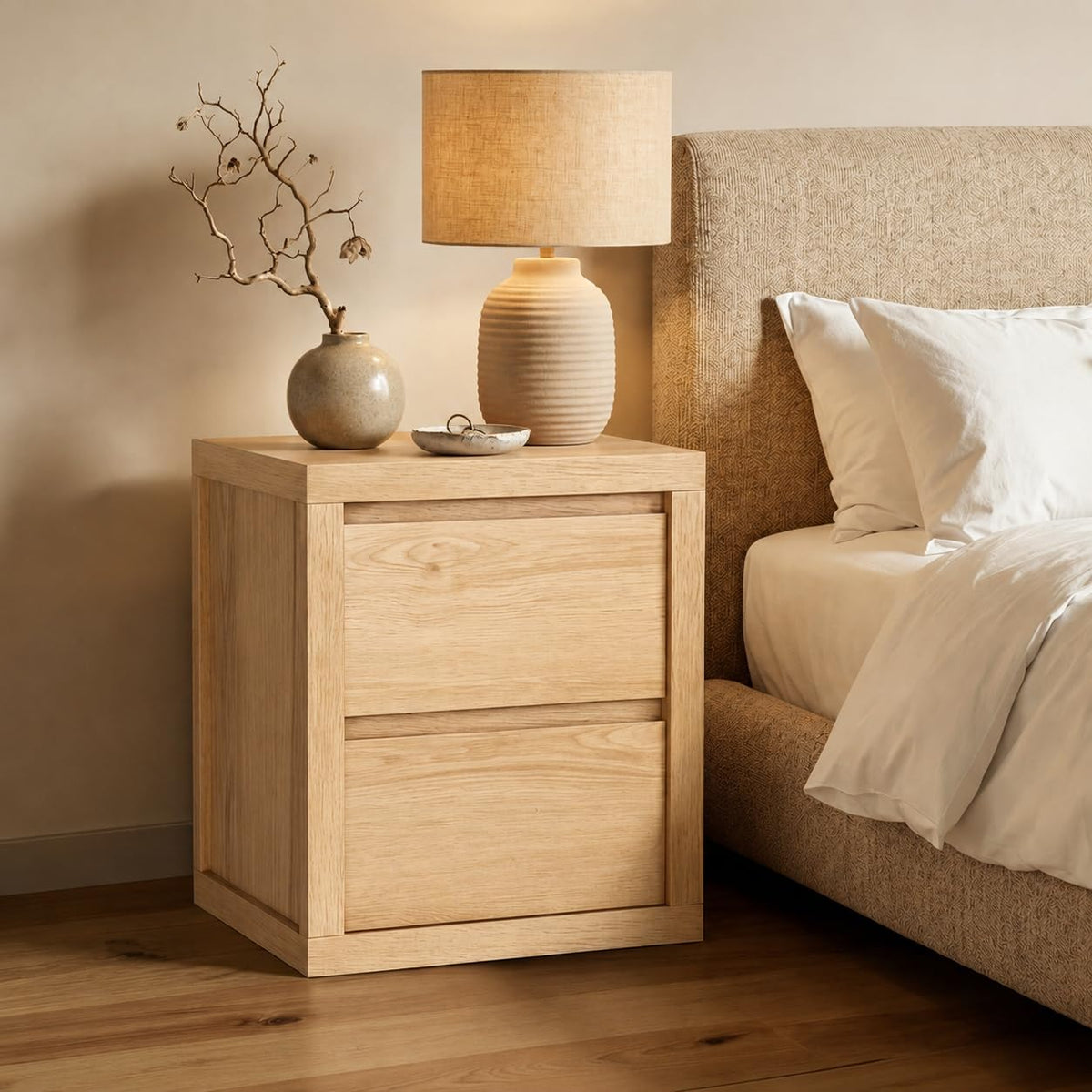Cozy Castle Nightstand with 2 Drawers, Modern Bedside Table with Handless Design, Wood End Table with Thickened Design, Night Stand for Bedroom, Oak