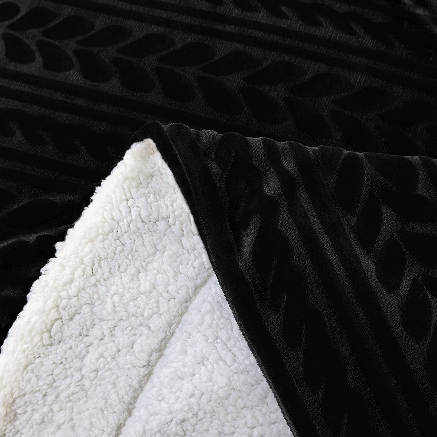Exclusivo Mezcla Twin Size Sherpa Fleece Bed Blanket, Reversible Velvet Warm Blankets for Bed Couch Sofa, 90x66 Inches, Dark Black