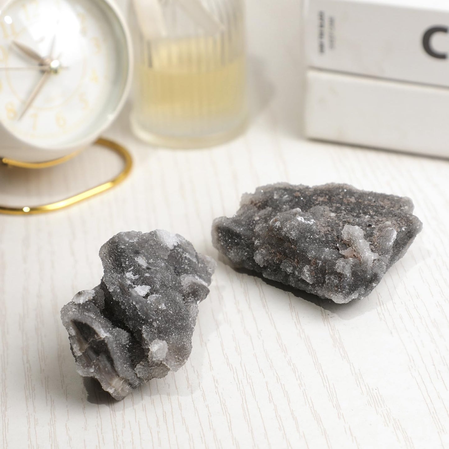 SUNYIK 100-200g Natural Raw Rock Sphalerite Crystal Specimen Irregular Rough Mineral Stone for Aromatherapy, Home Office Decor, Meditation, Healing Energy, Spiritual Collection