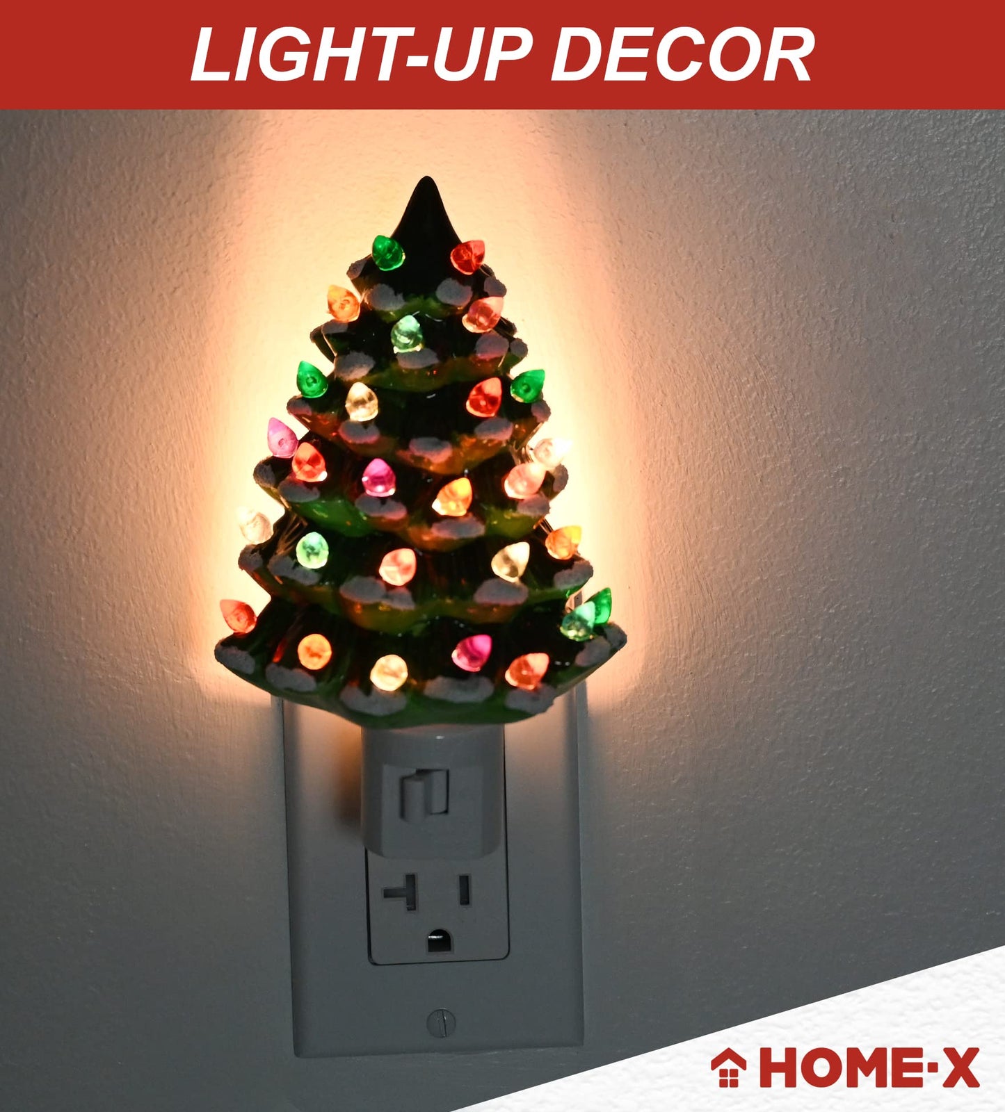 Home-X Christmas Tree Night-Light Plug-in, Vintage Festive Night-Light for Kids and Adults, Green