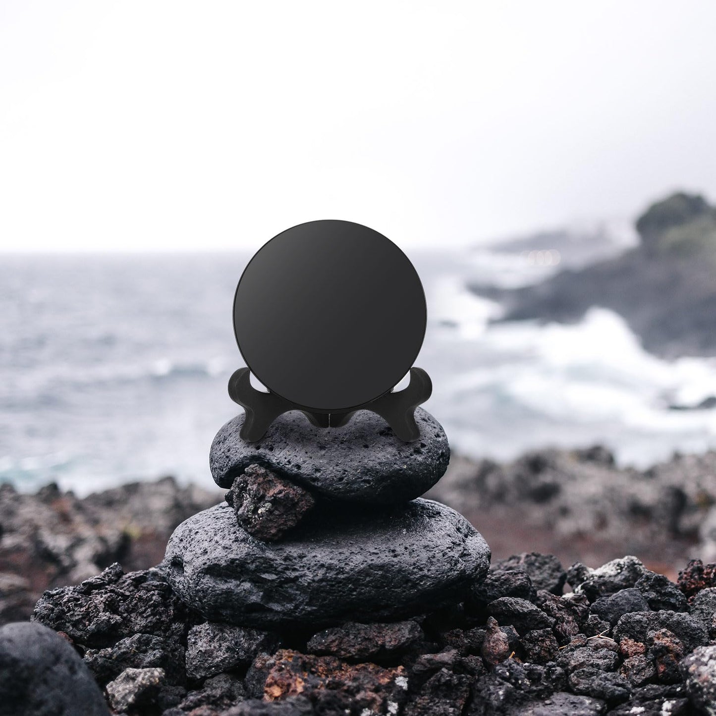 Kathfly 1 Pcs Black Obsidian Scrying Mirror 3.94 in with Wood Stand, Obsidian Crystal for Meditation, Witchcraft, Divination Tools, Spiritual Practices Home Desk Decor Gothic Craft(10 Cm)