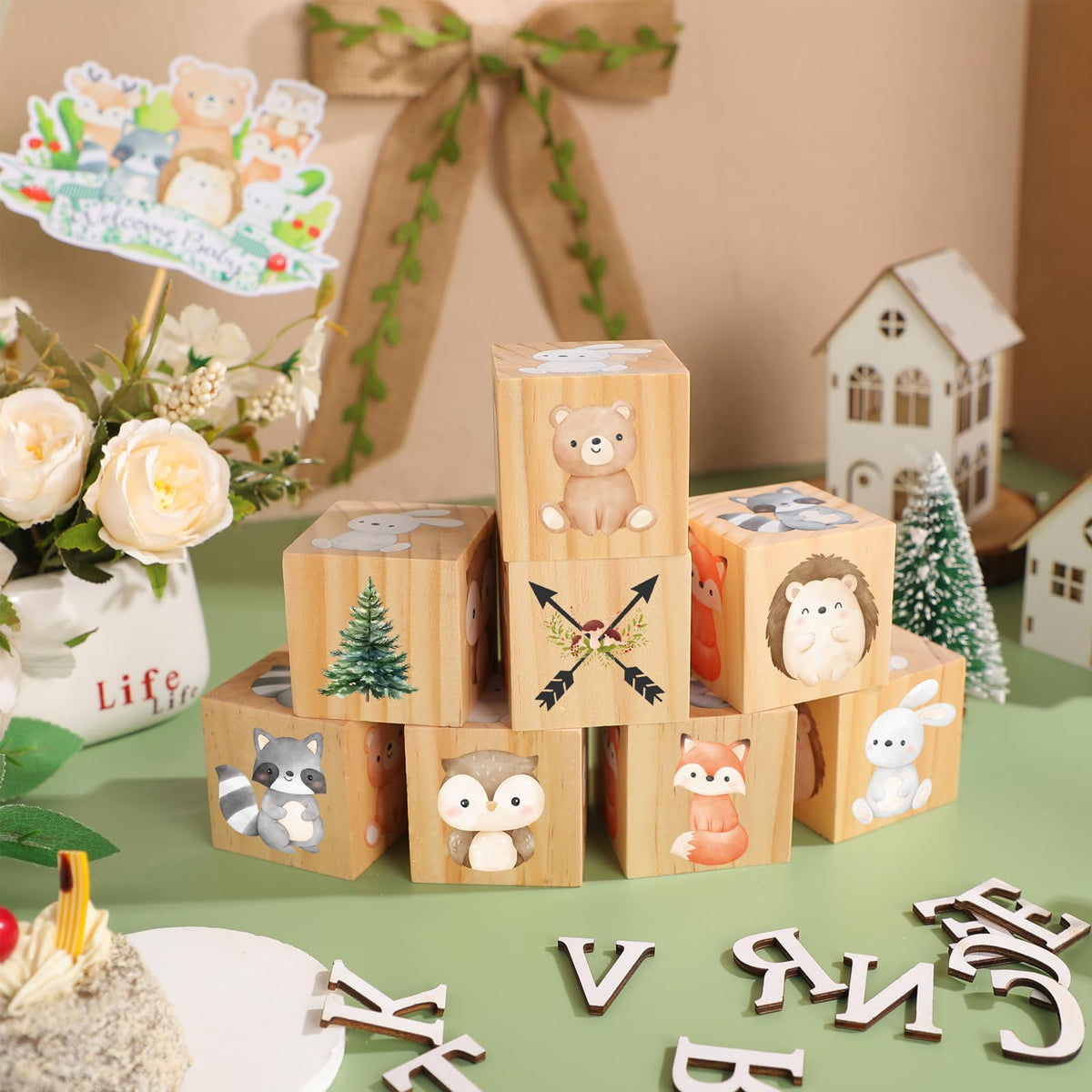 Wonderjune Custom Woodland Animals Wooden Name Sign, 8 Animals Block with 78 Letter Name Cubes for Alphabet Wood Signs Playroom Decoration