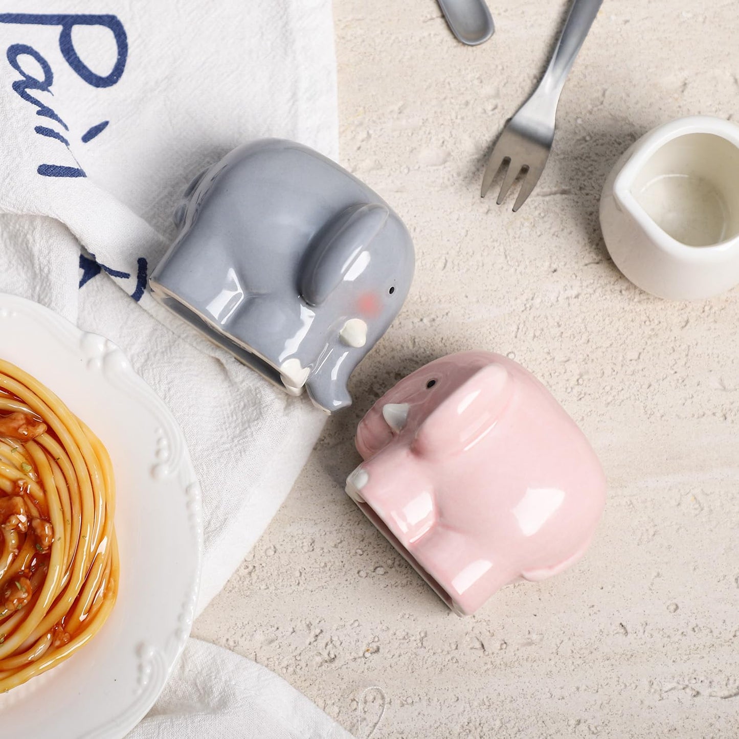 Sizikato Porcelain Salt and Pepper Shaker Set, Cute Elephant Shape