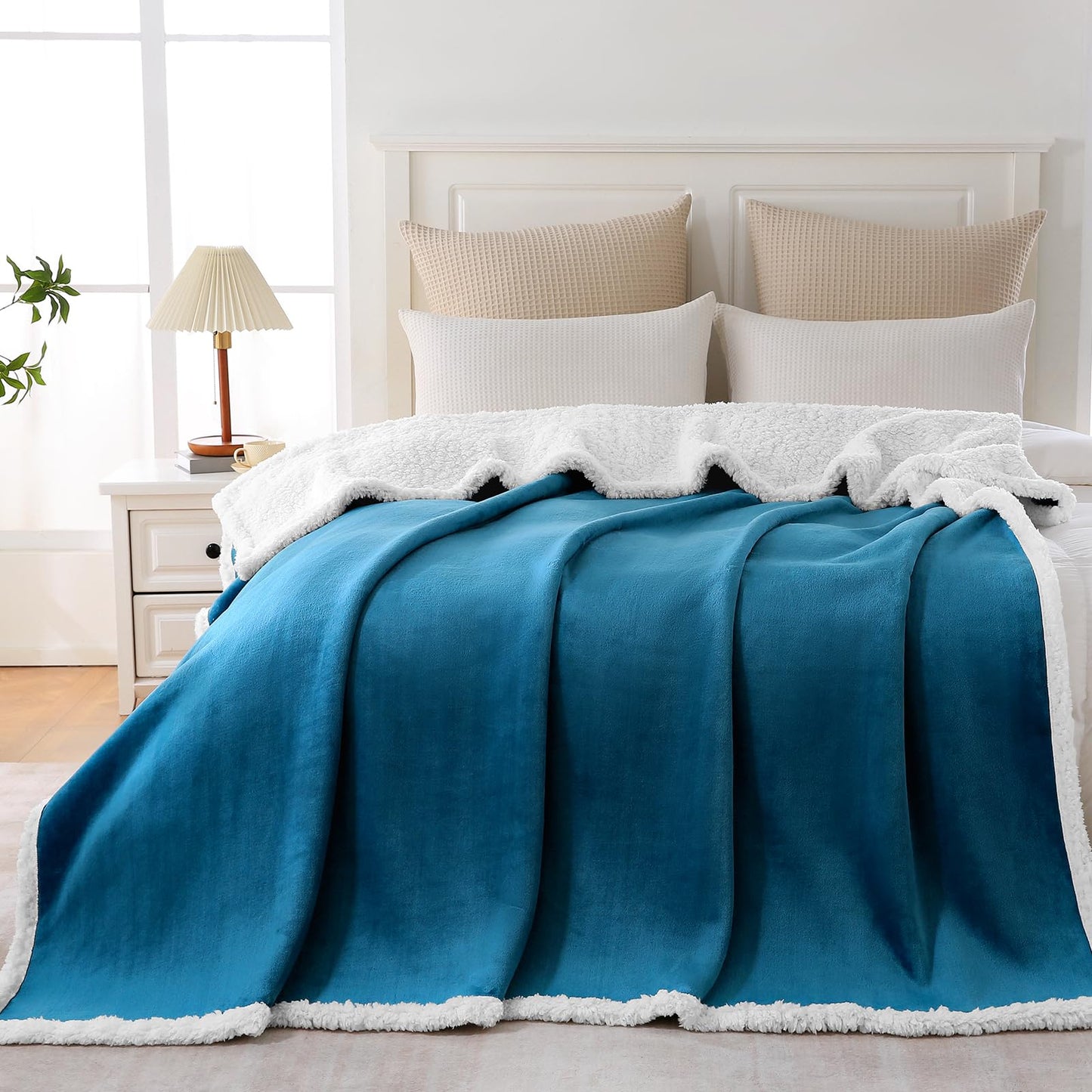 Gracelife Sherpa Fleece Throw Blanket for Couch, Super Soft Cozy Warm Thick Solid Blanket for Bed, Plush Fluffy Blanket for Winter, for Men Women, Slate Blue, Twin (60" x 80")