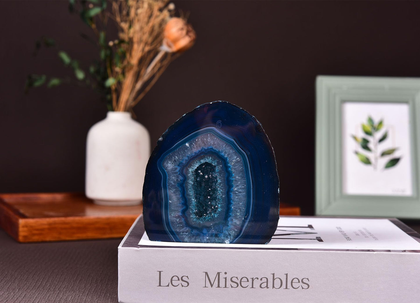 AMOYSTONE Teal Agate Geode Decor, Natural Agate Crystal Rock for Healing, Small Irregular Stone for Bedroom, Office, Desk (1-1.5 Lbs)