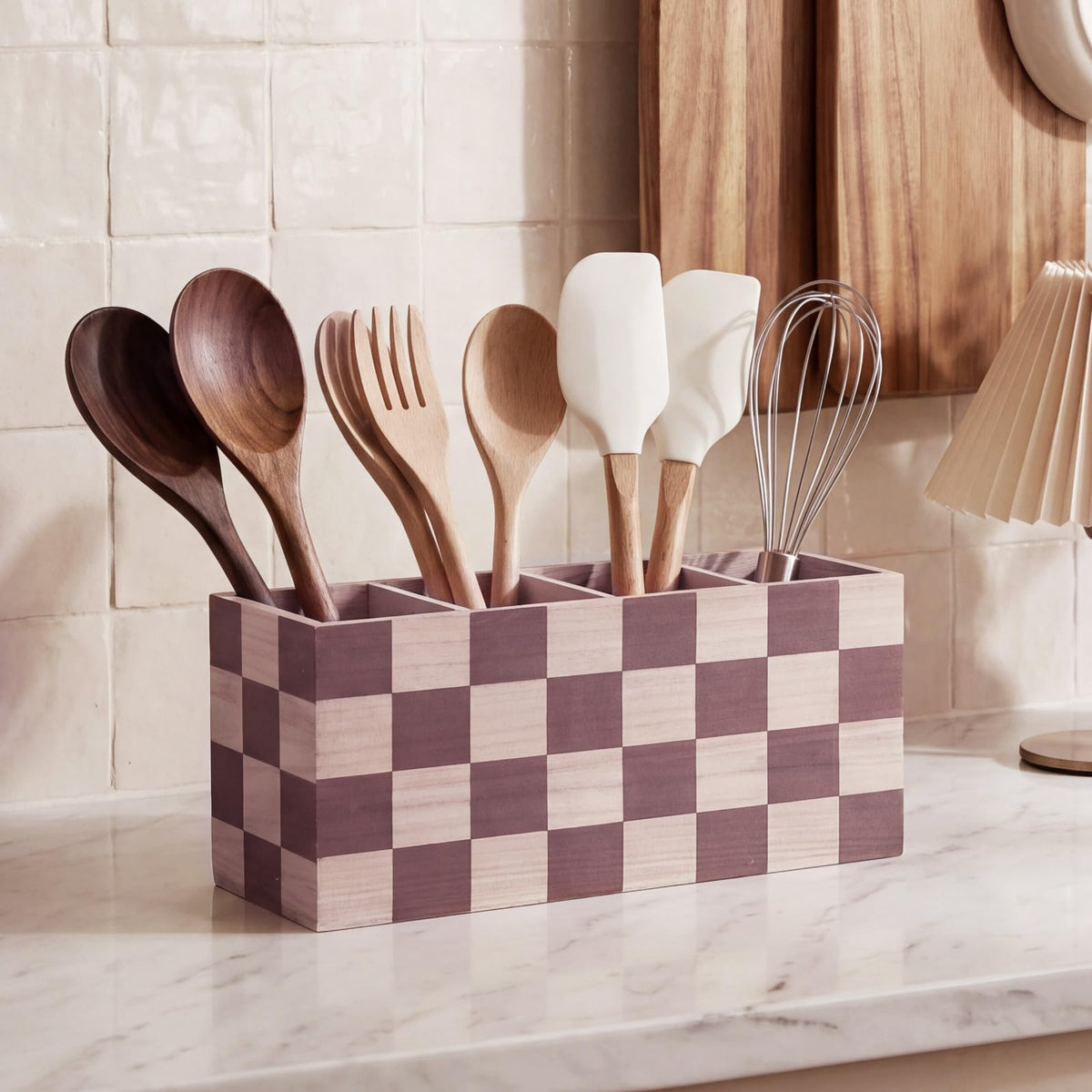 RoRofunny Extra Large Checkerboard Wooden Utensil Holder with 4 Compartments, 15.7" Long Farmhouse Kitchen Organizer, Rustic Cooking Tools Caddy for Countertop Spatulas Spoons Whisks
