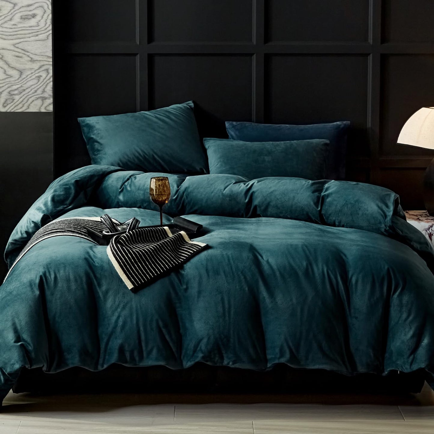 WARMDERN Peacock Blue Flannel Velvet Duvet Cover King Size Duvet Cover Bedding Sets, 3pcs Ultra Soft Luxury Textured Modern Crystal Velvet Duvet Covers with Zipper Closure(Peacock Blue, King)