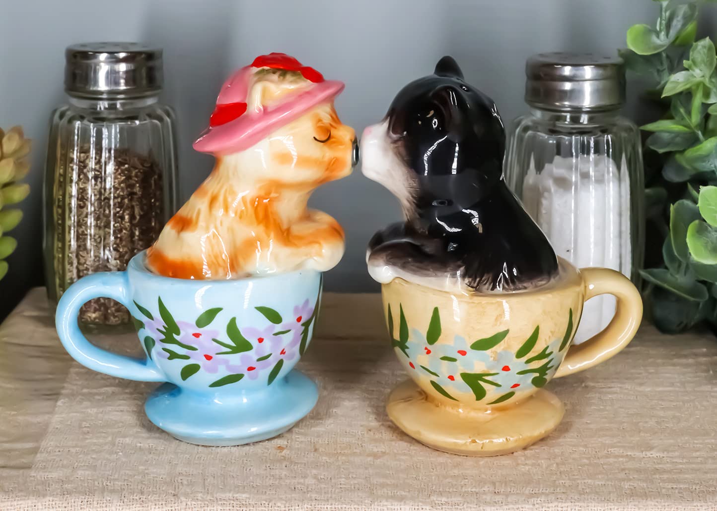 Ebros Ceramic Tabby And Tuxedo Black Kitty Cats In Teacups Kissing Salt And Pepper Shakers Set Valentines Tea Cup Cat Kittens Figurines Party Kitchen Tabletop Collectible Decorative Accents
