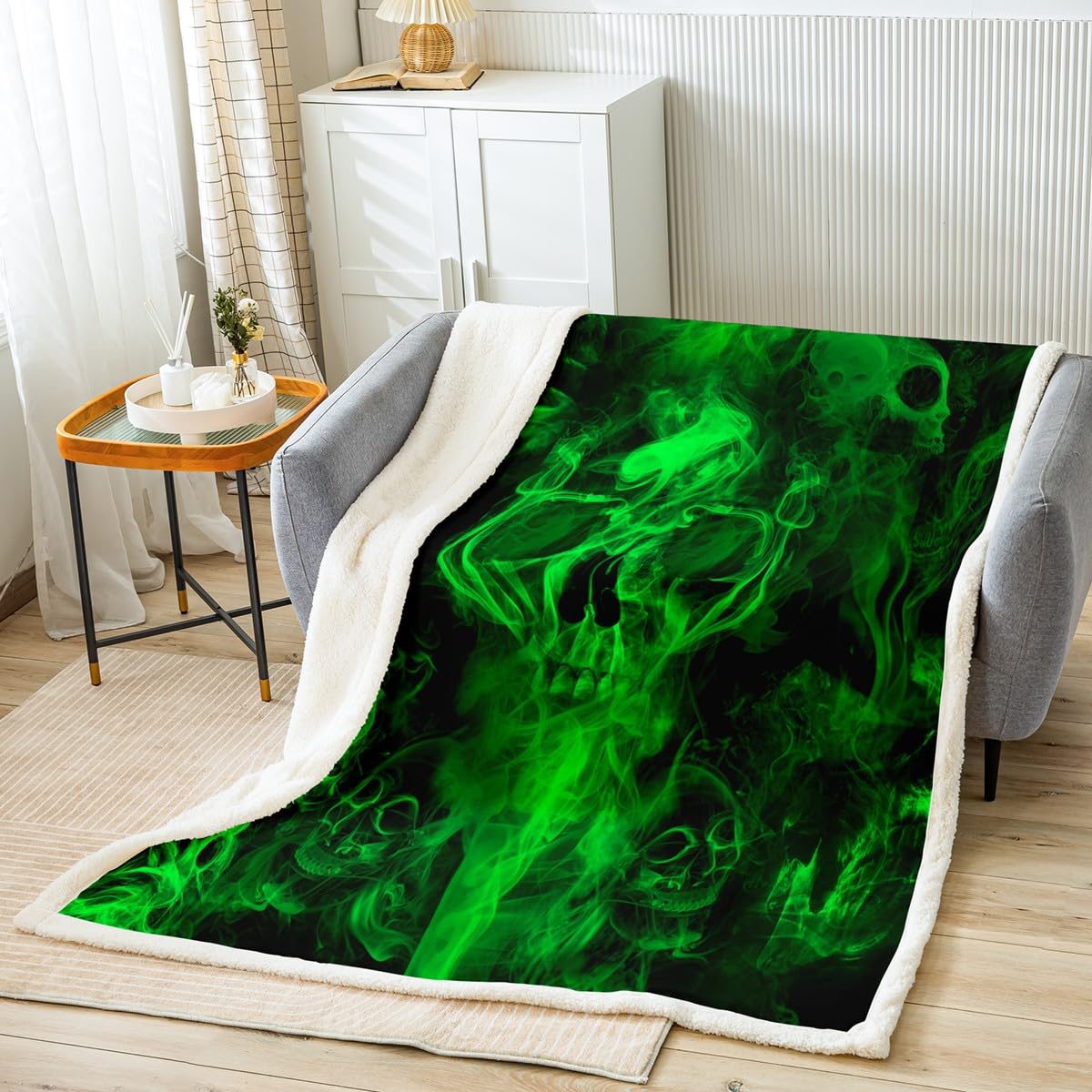 Erosebridal Green Skull Fleece Blanket Throw 50"X60" Gothic Skeleton Throw Blanket for Kids Boys Teens Adults Men Bed Couch,Trippy Psychedelic Smoke Sherpa Blanket Goth Skull Plush Bed Blanket Black