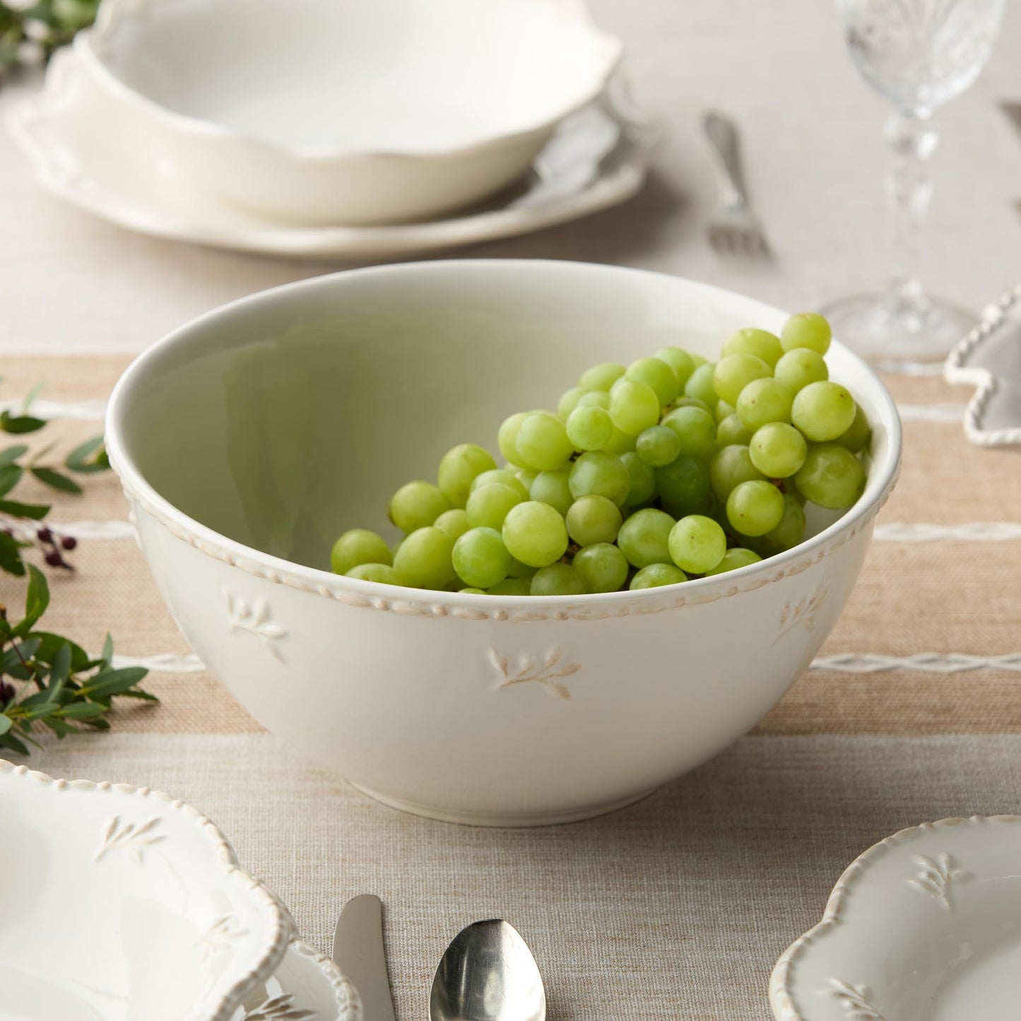 Heritage Large Mixing Bowl 10.75" – Classic Ivory Stoneware Bowl with Embossed Leaf Motif & Beaded Rim – Durable Farmhouse Kitchen Bowl for Baking, Serving & Entertaining