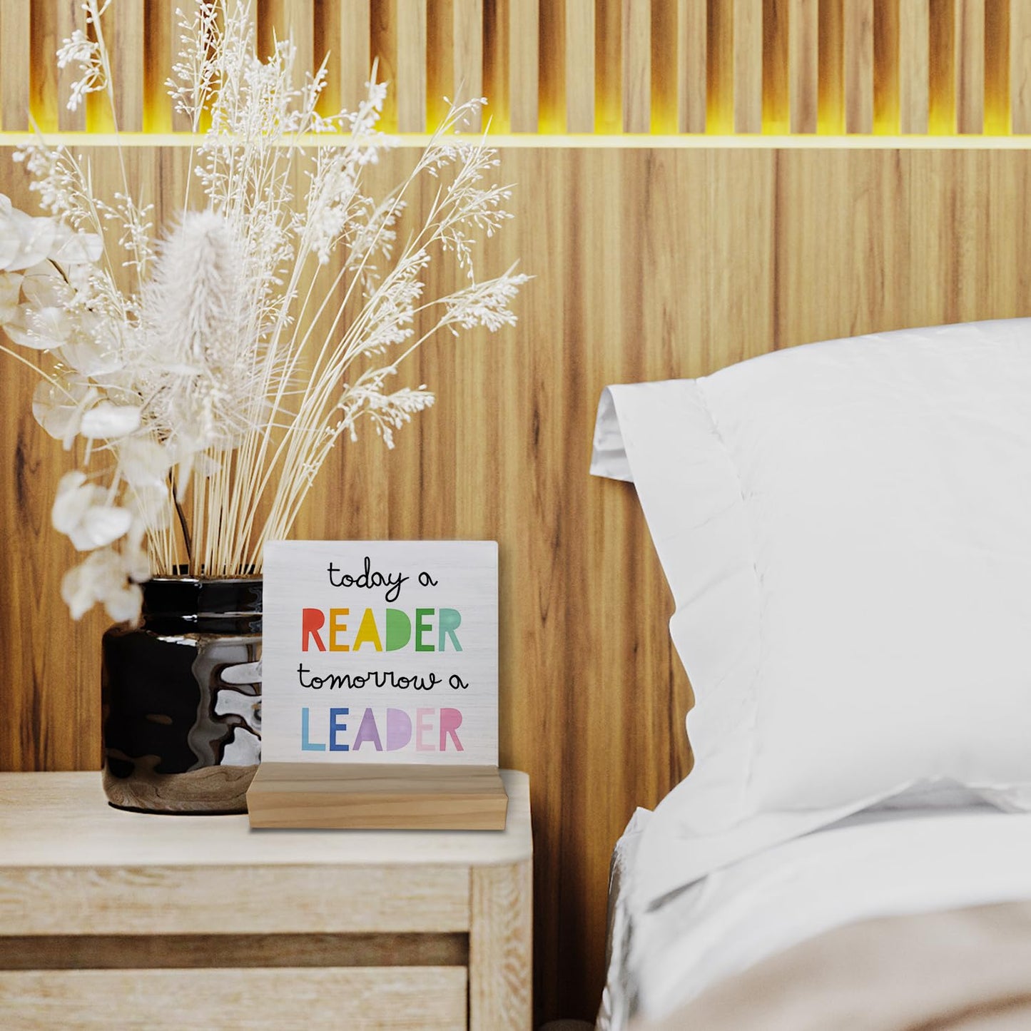Today a Reader Tomorrow a Leader Wood Plaque Sign,Reading Motivated Wooden Stand Wood Sign Desk Decor for School Library Home Office Table Shelf,Reading Gifts for Women Kids Book Lovers Students