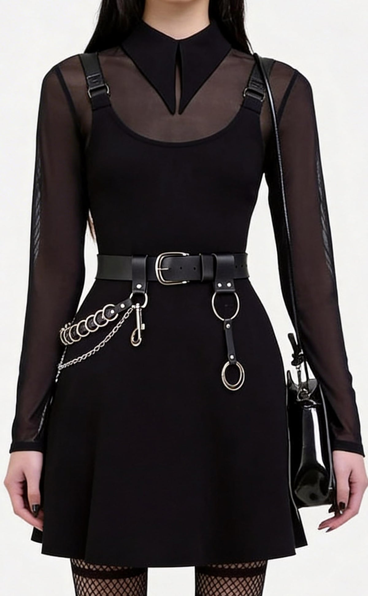 WARANDOD Women Punk Chain Belt, Adjustable Faux Leather Waist Belt with Alloy Rings & Clip Chain, Gothic Street Fashion Accessories(Waist 25.2-35.4in)