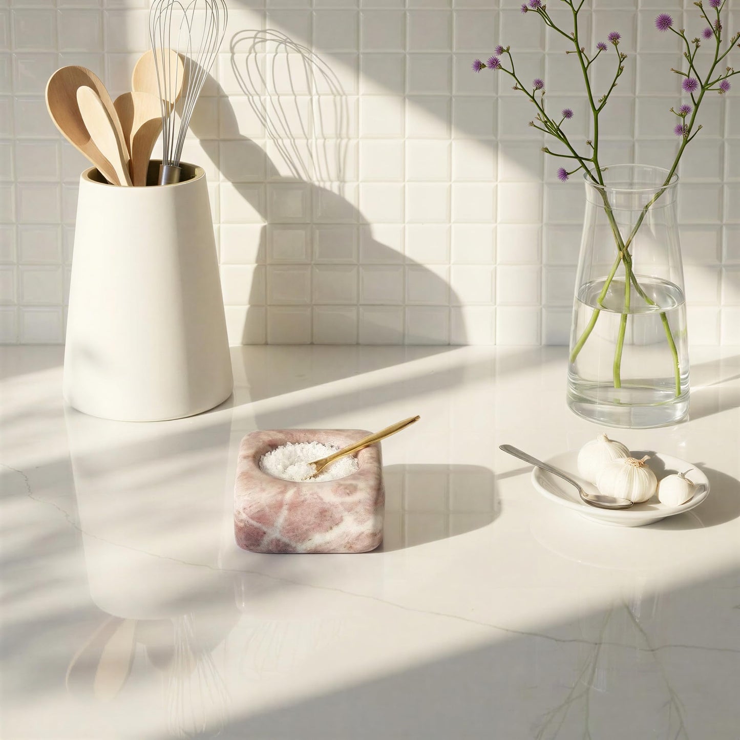 Bloomingville Marble Bowl with Brass Spoon, Pink