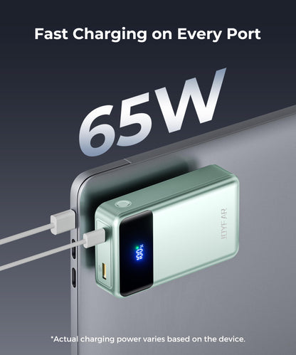 Portable-Charger-Power-Bank Travel Essentials Battery Pack USB C 30000mAh Built in Cable 22.5W Phone Fast Charging Powerbank Compatible with iPhone 16 15 14 13 12 11 iPad Samsung Google Xiaomi